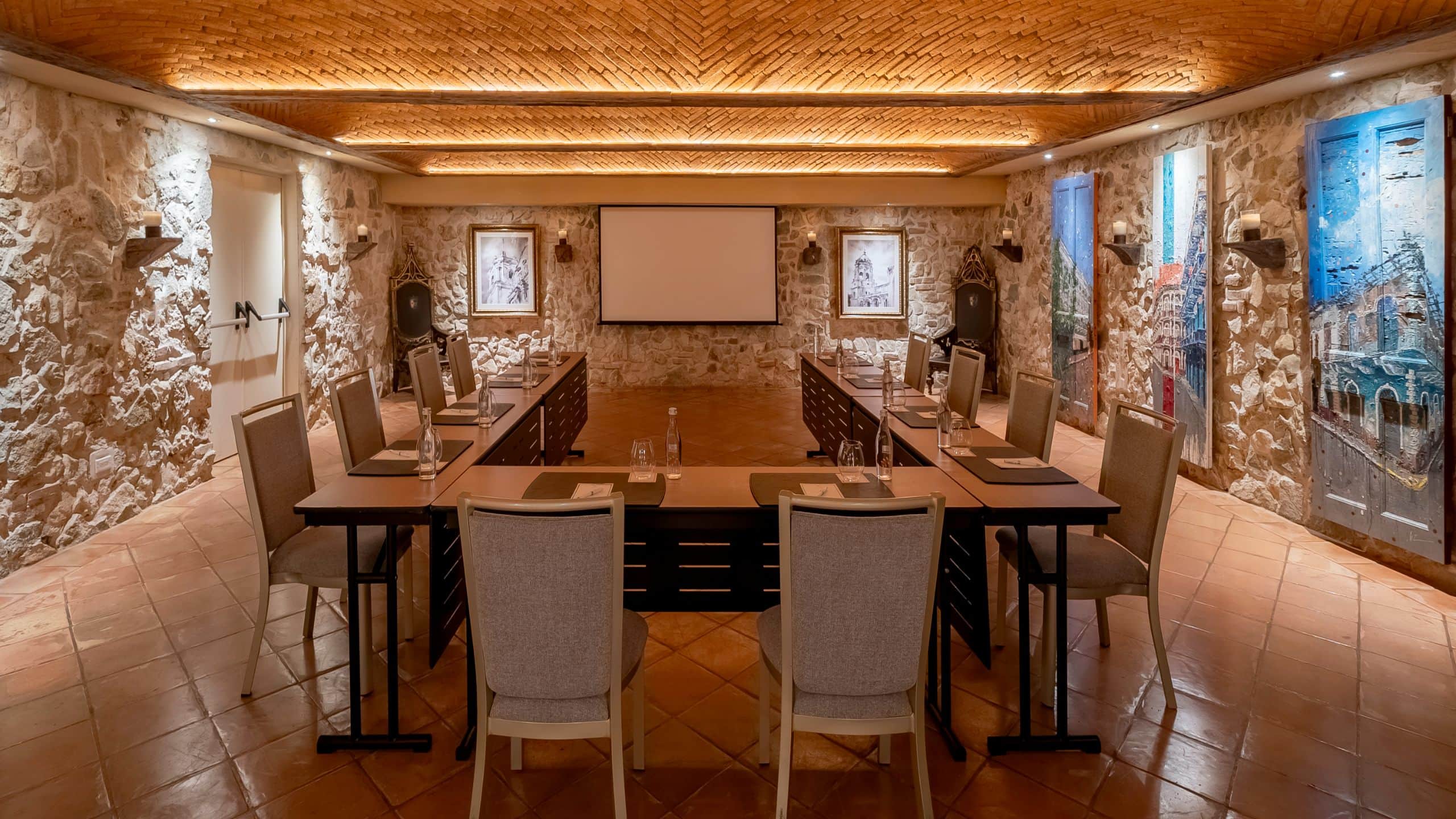 Hotel La Compañia Ptyub La Ciudadela Meeting Room