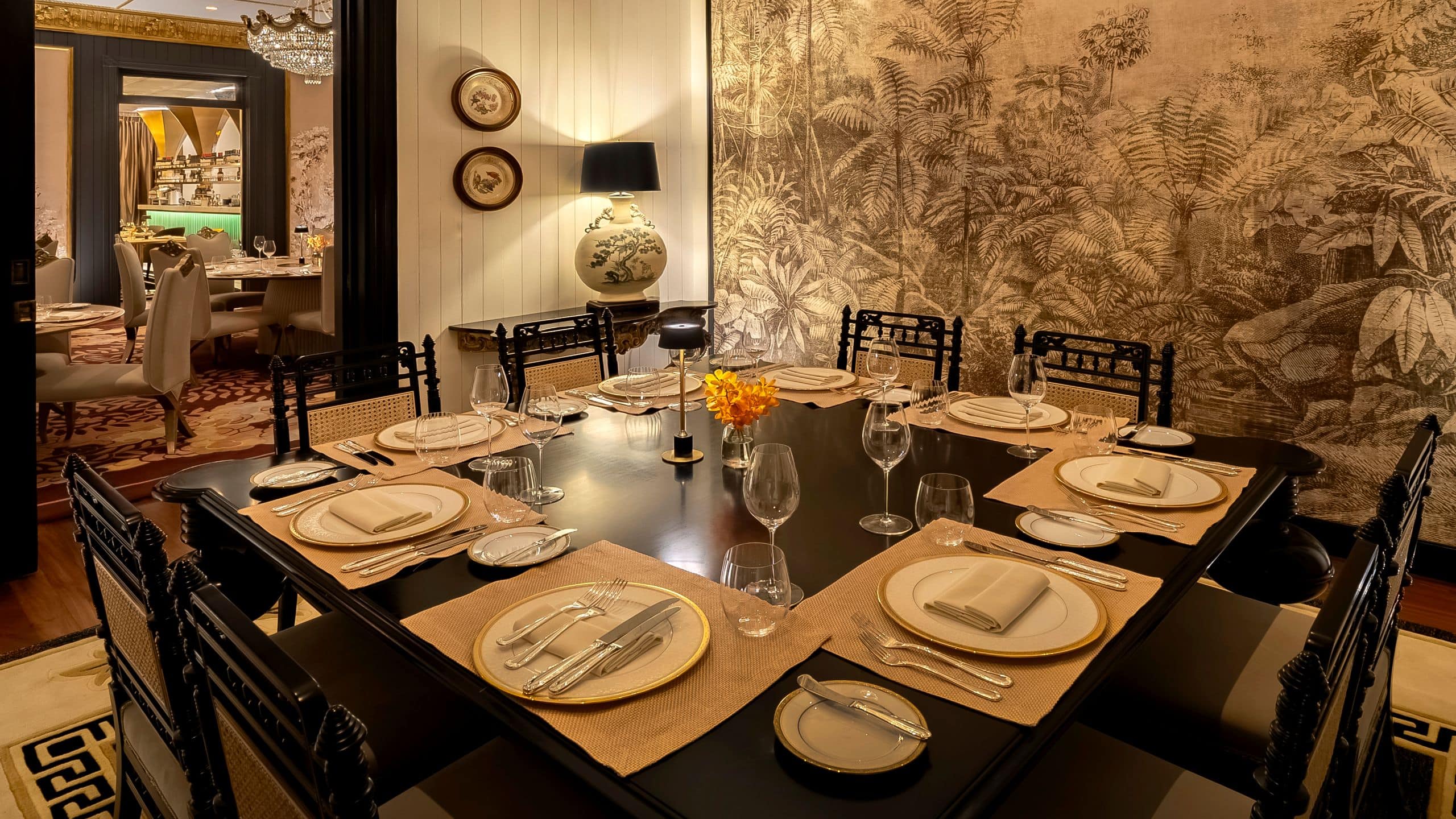 Hotel La Compañia Villaana Dining Room View