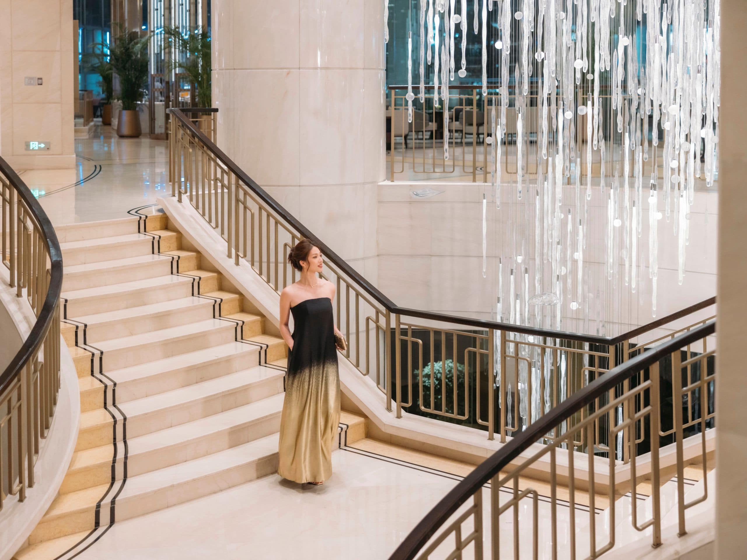 BEIGH-P0574-Be-More-Grand-