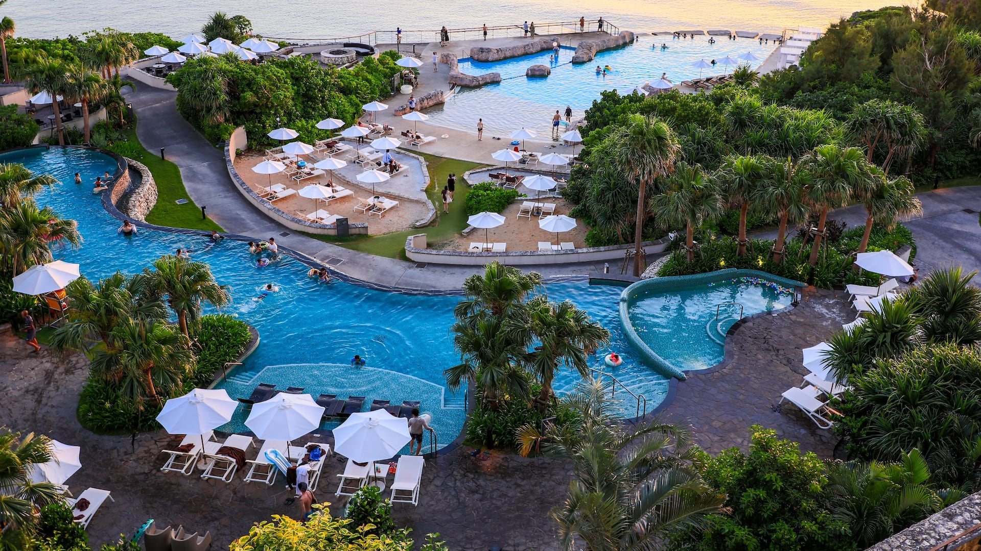 Hyatt Regency Seragaki Island, Okinawa Seragaki Golden Hour Pool