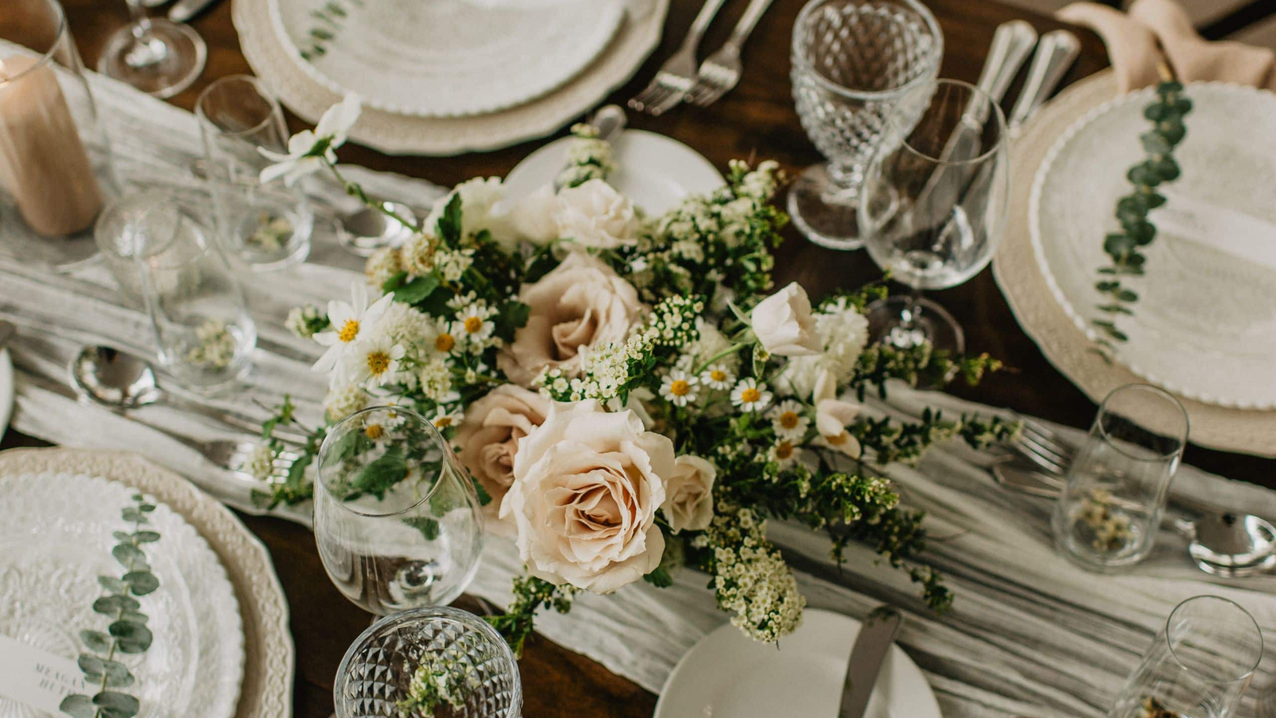 1 de 1 Grand Hyatt Vail Wedding Reception Table Detail