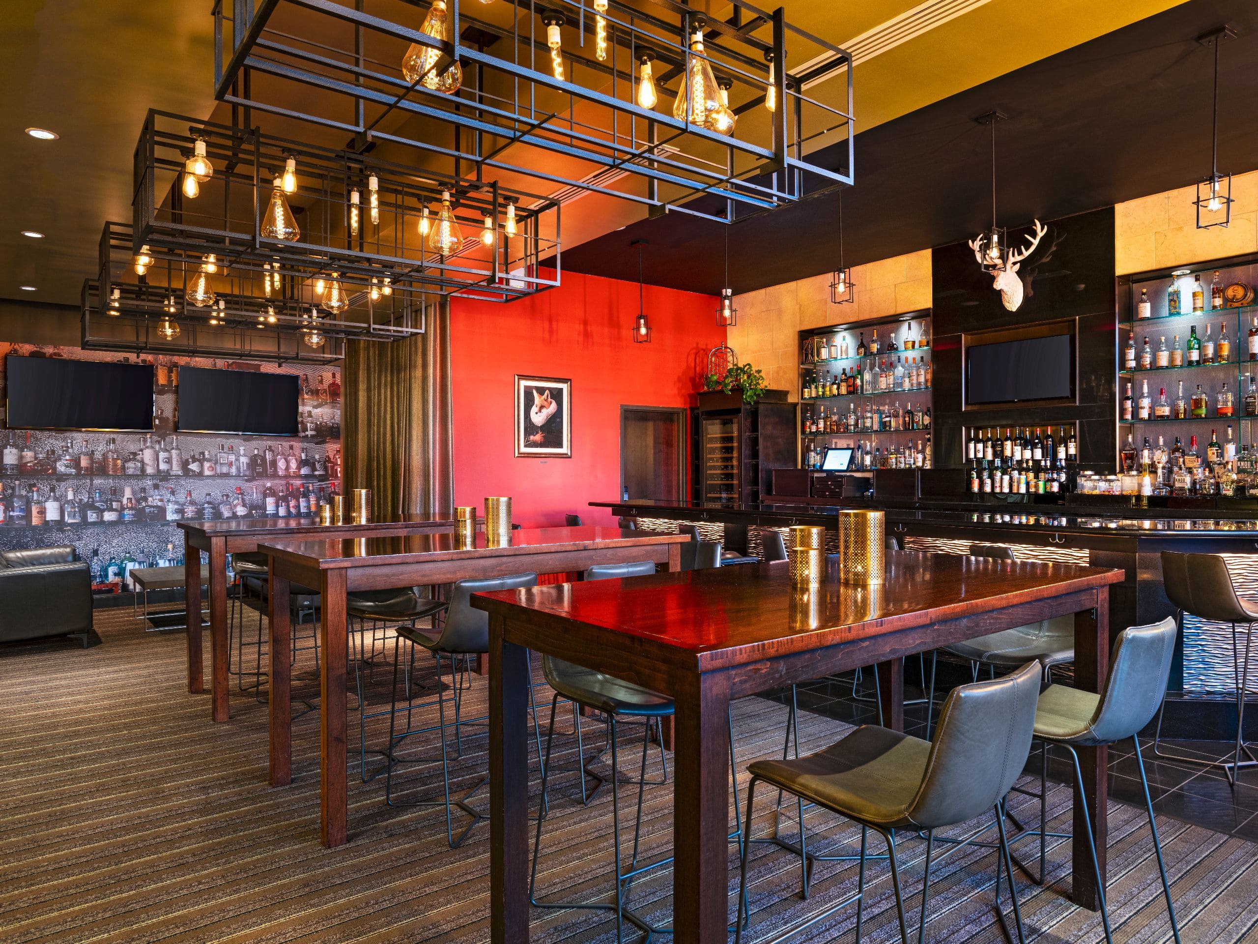 Hyatt Centric The Woodlands Market Street Bar