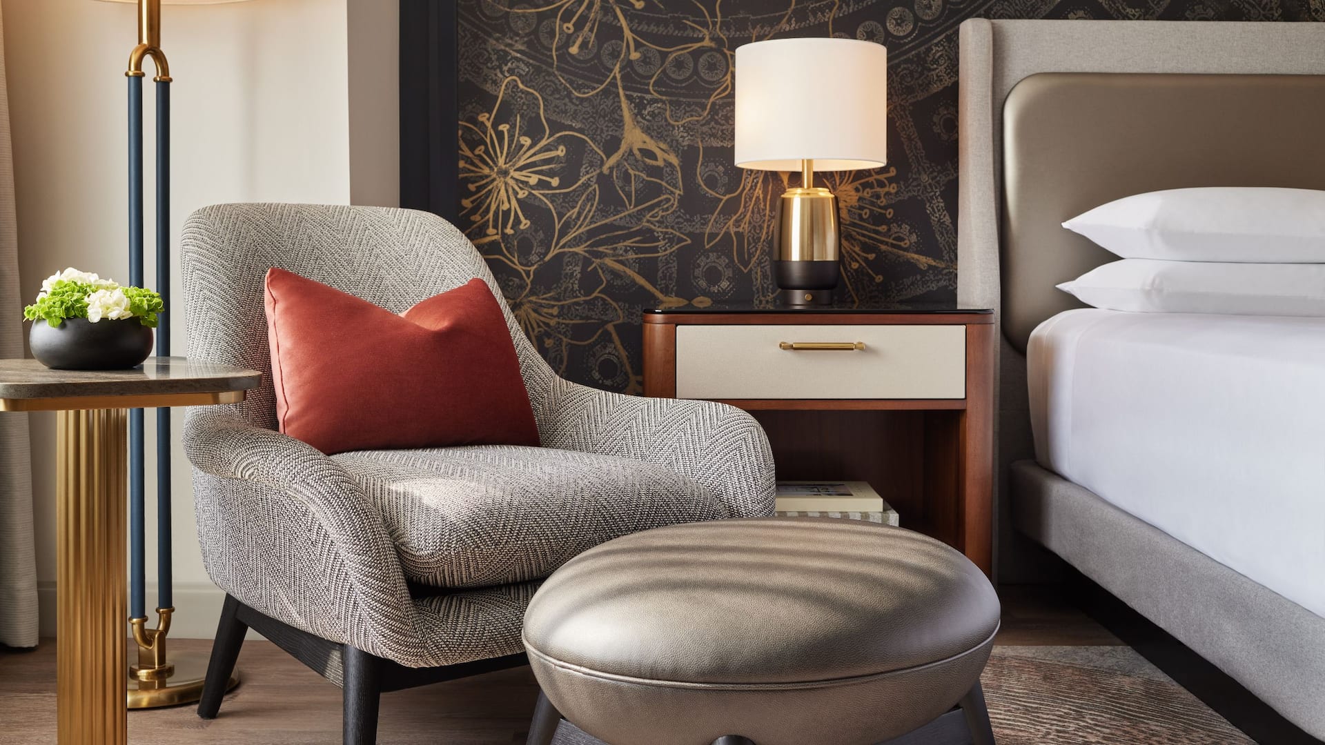 Grand Hyatt Washington King Room Chair