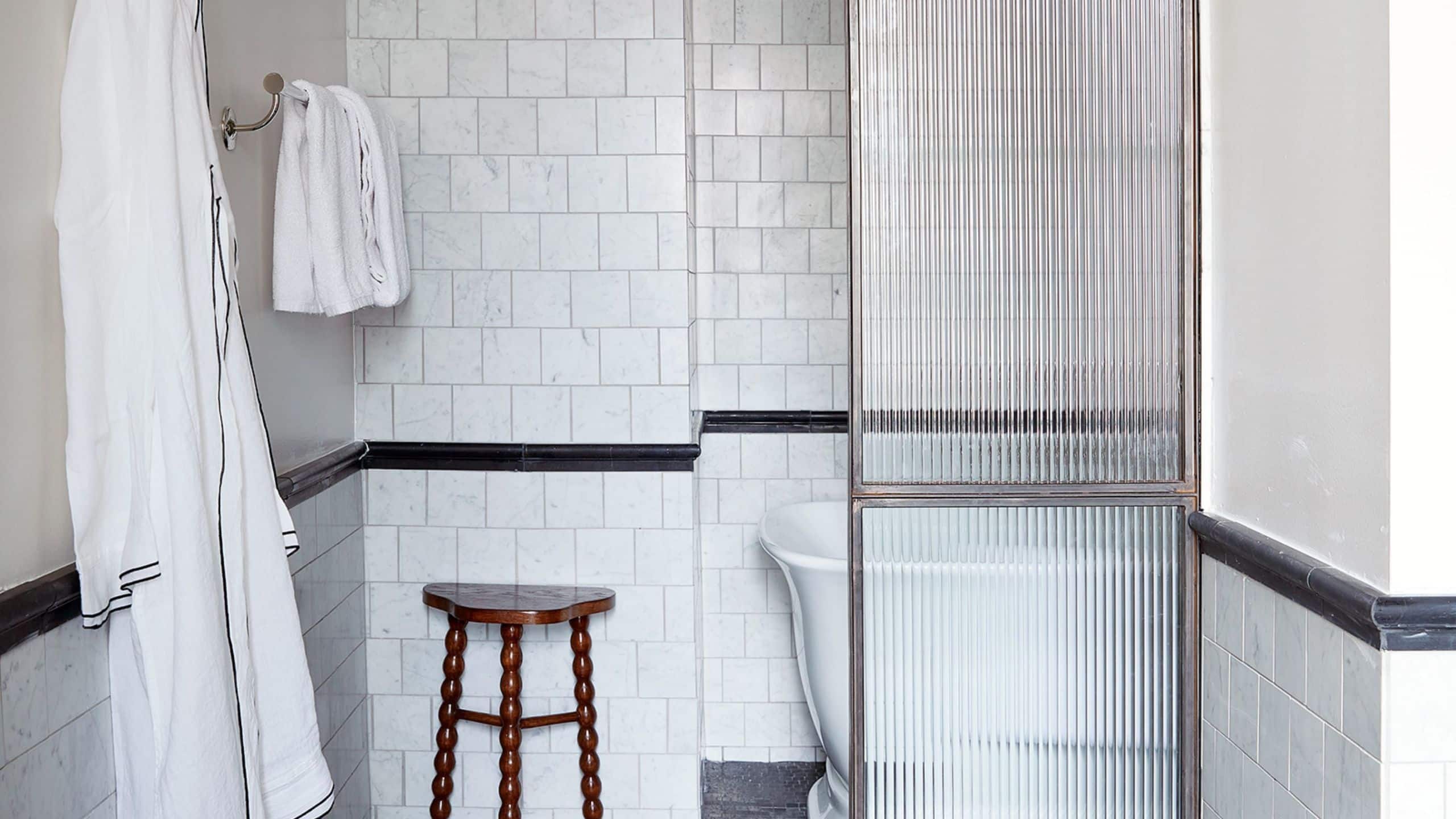 7/8 The Bellevue Hotel Suite Bath