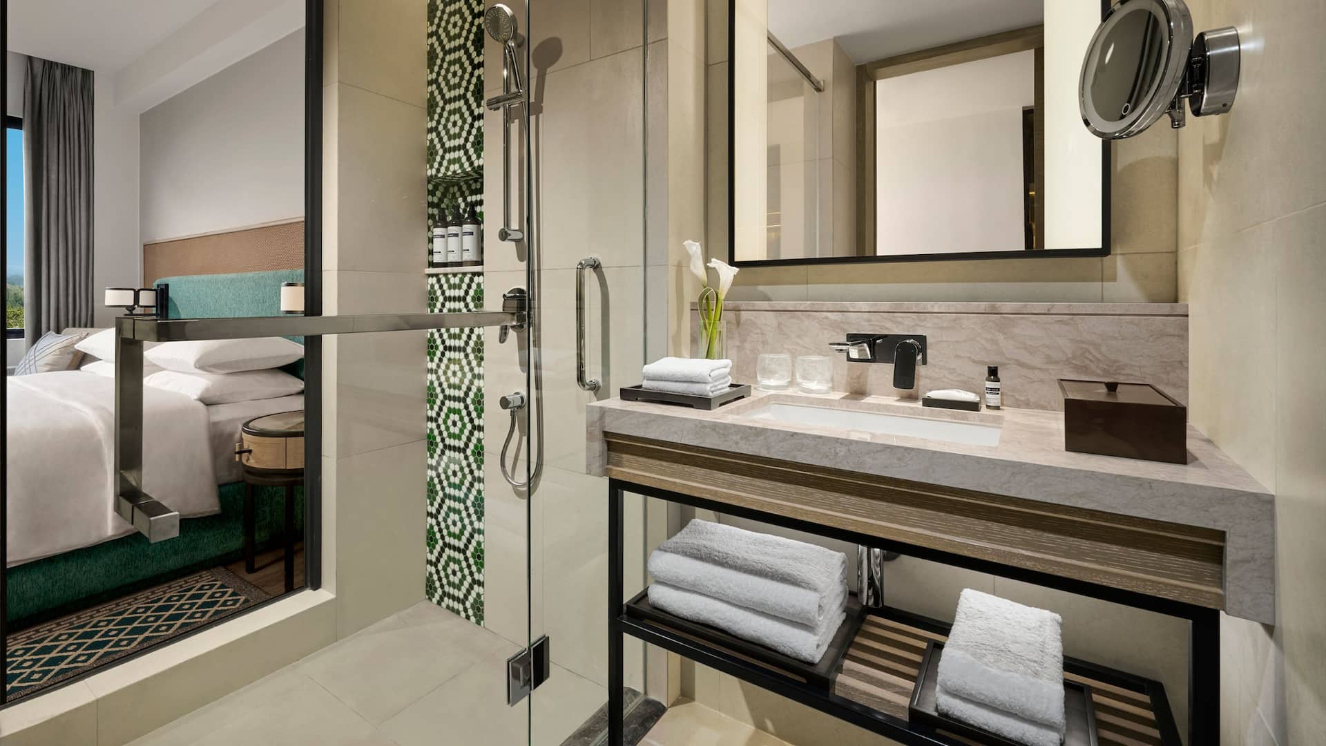 Hyatt Regency Yogyakarta Bathroom