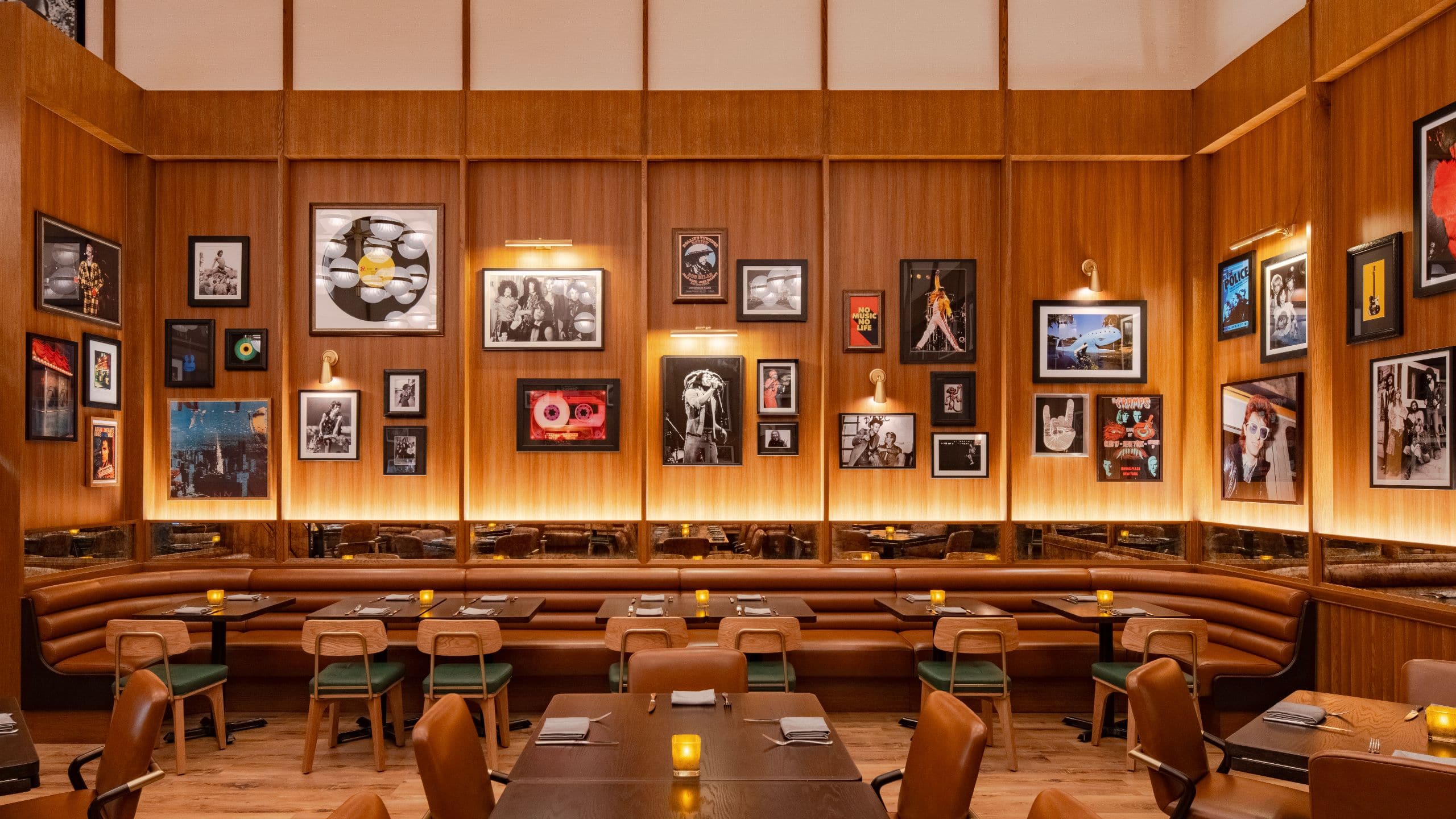 Rio Hotel and Casino Luckley Tavern And Grill Main Dining Area