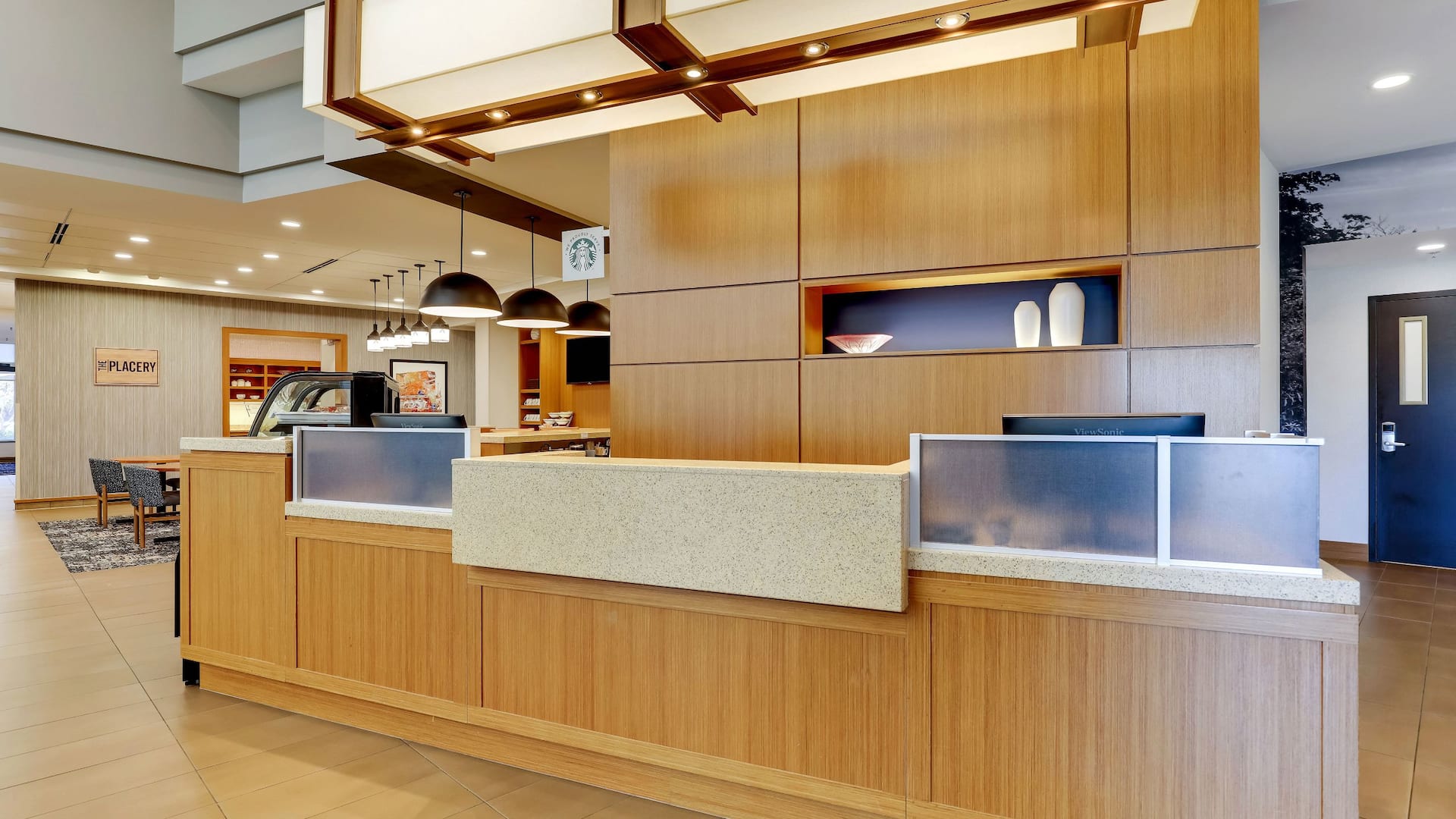 Hyatt Place St. Louis/Chesterfield Front Desk
