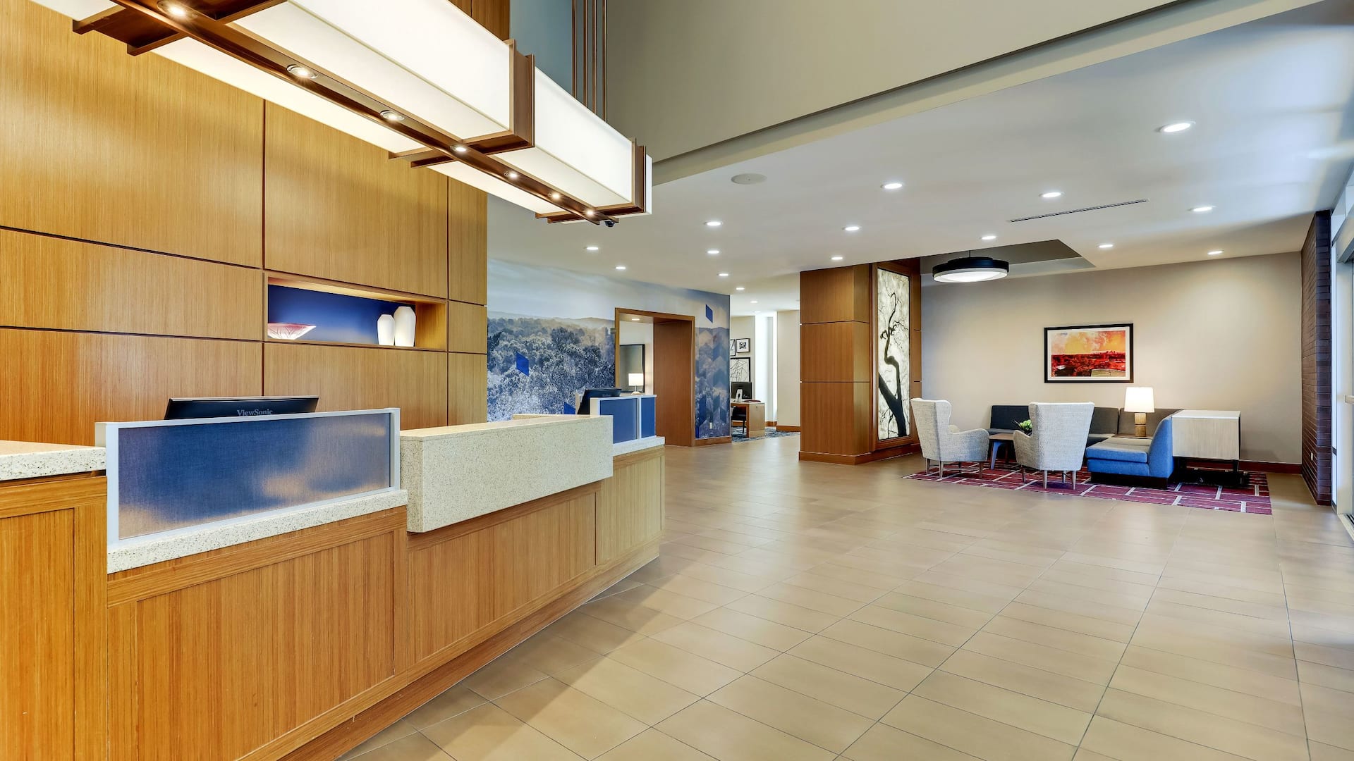 Hyatt Place St. Louis/Chesterfield Front Desk Lobby