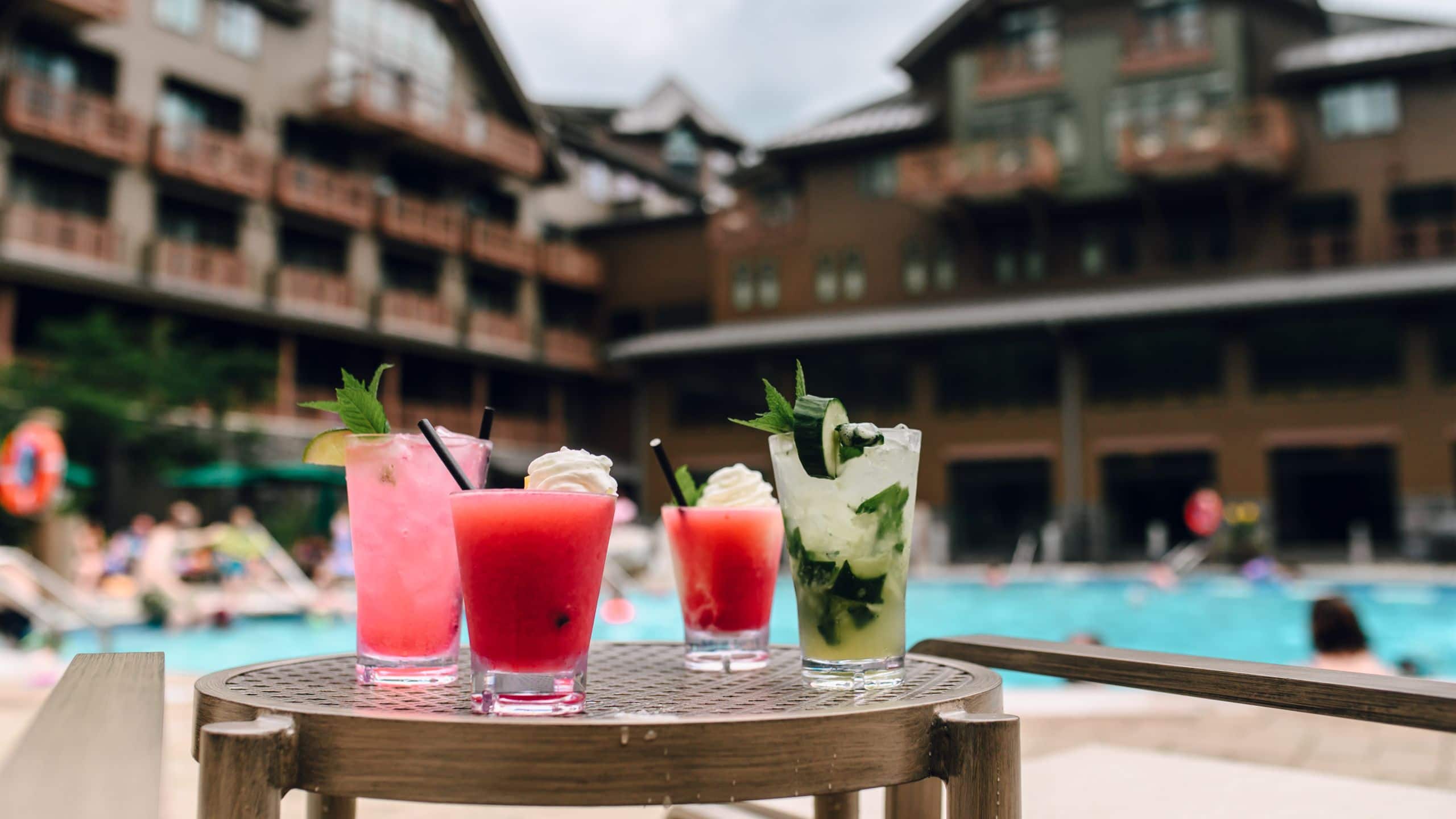 The Lodge at Spruce Peak Btvdh Aqua Poolbar