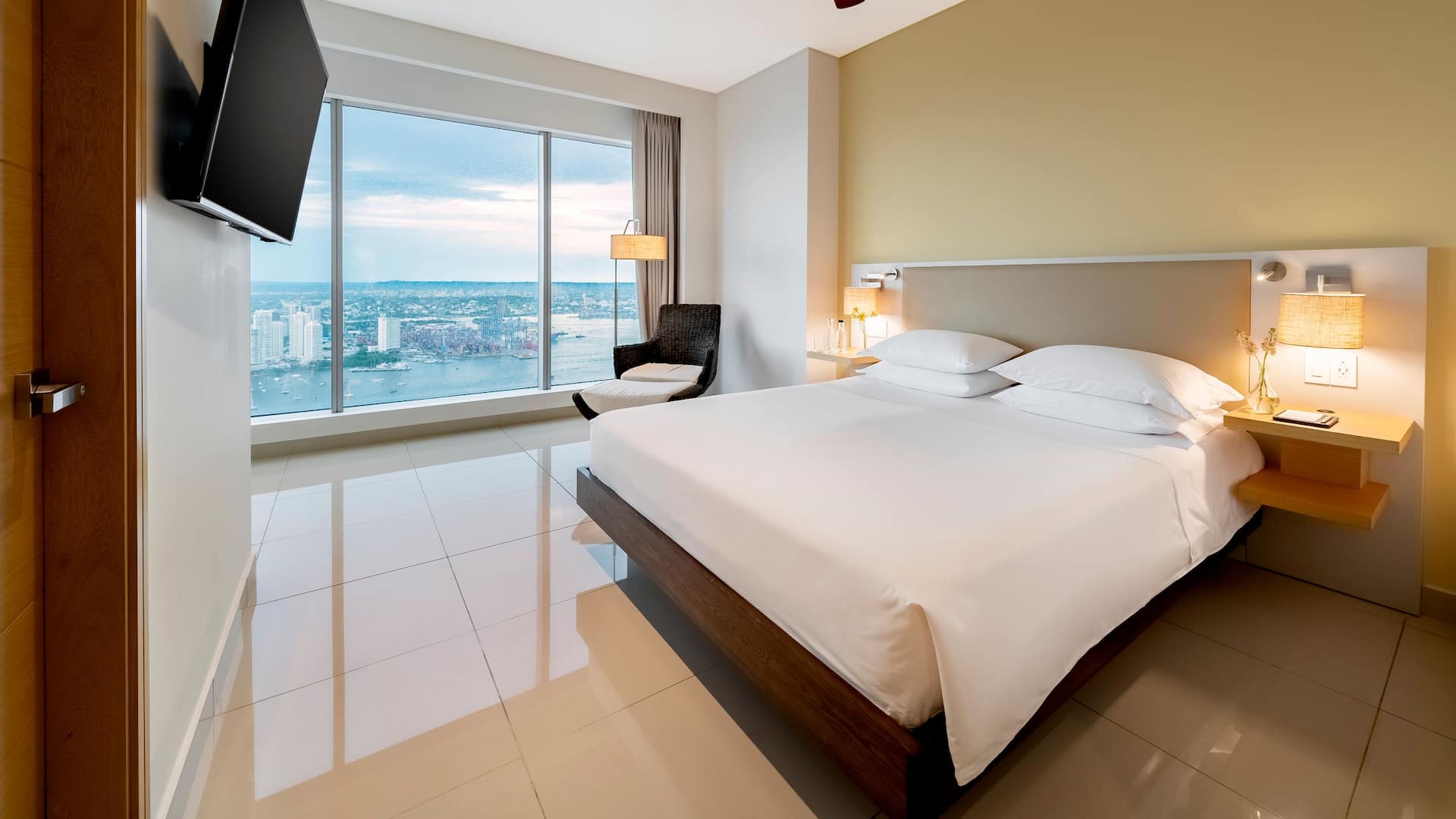 Hyatt Regency Cartagena Master King Bay View In One Bedroom Residence