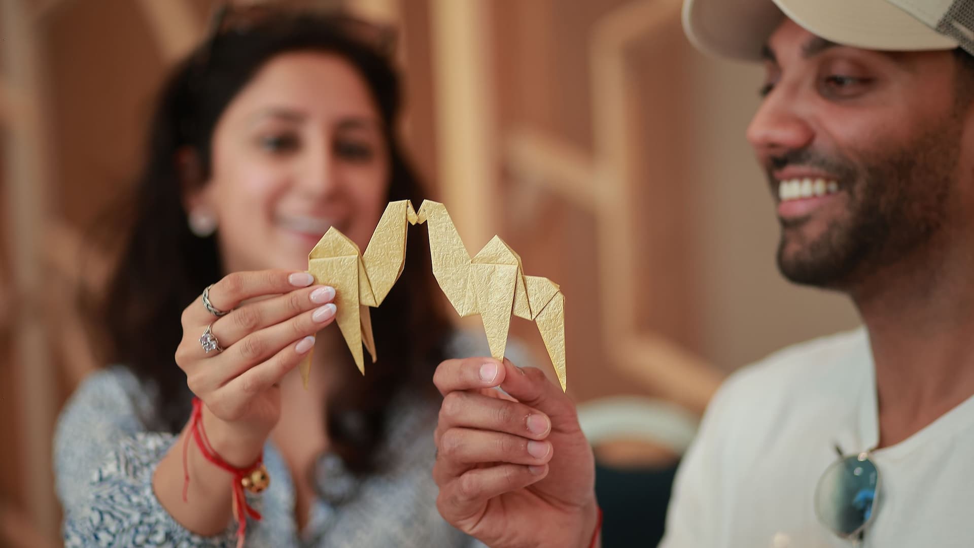 Hyatt Regency Aqaba Ayla Couple With Origami Camel
