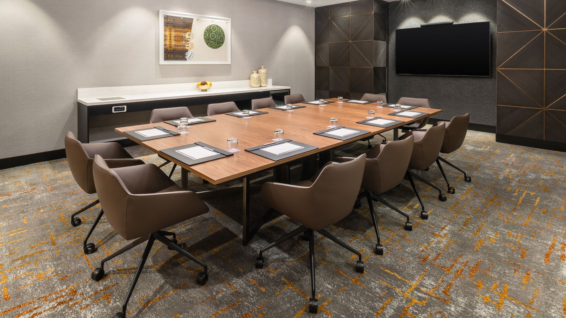 Hyatt Regency McCormick Place Boardroom