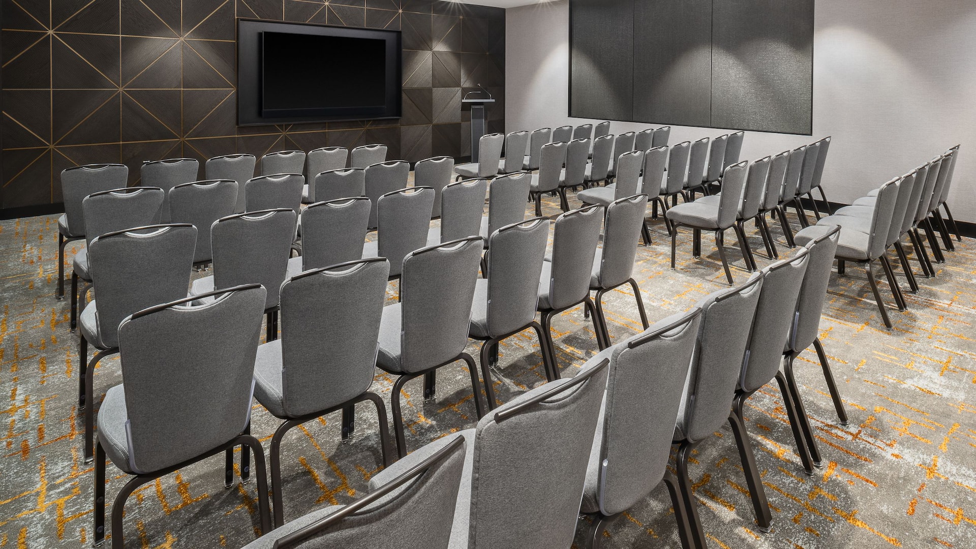 Hyatt Regency McCormick Place Magnificent Mile Theater Setup Angle