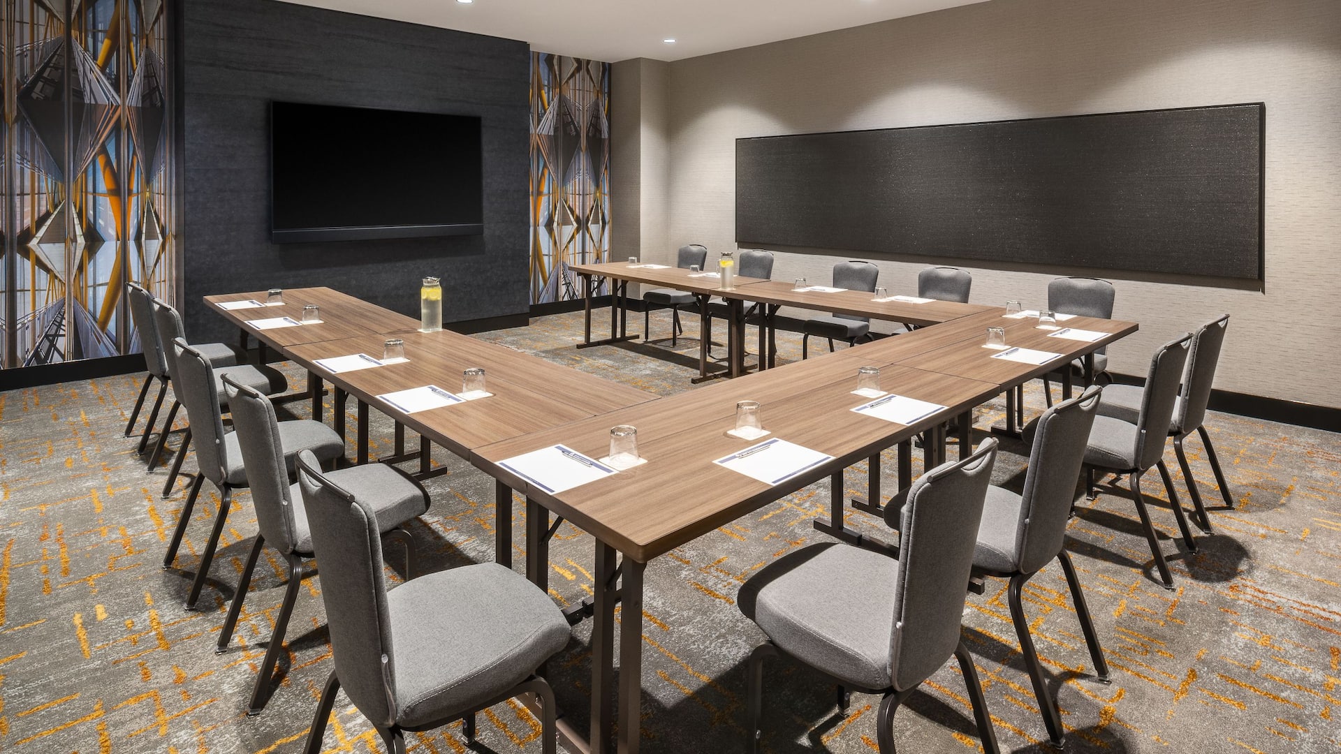 1 of 3 Hyatt Regency McCormick Place Ontario U Shape