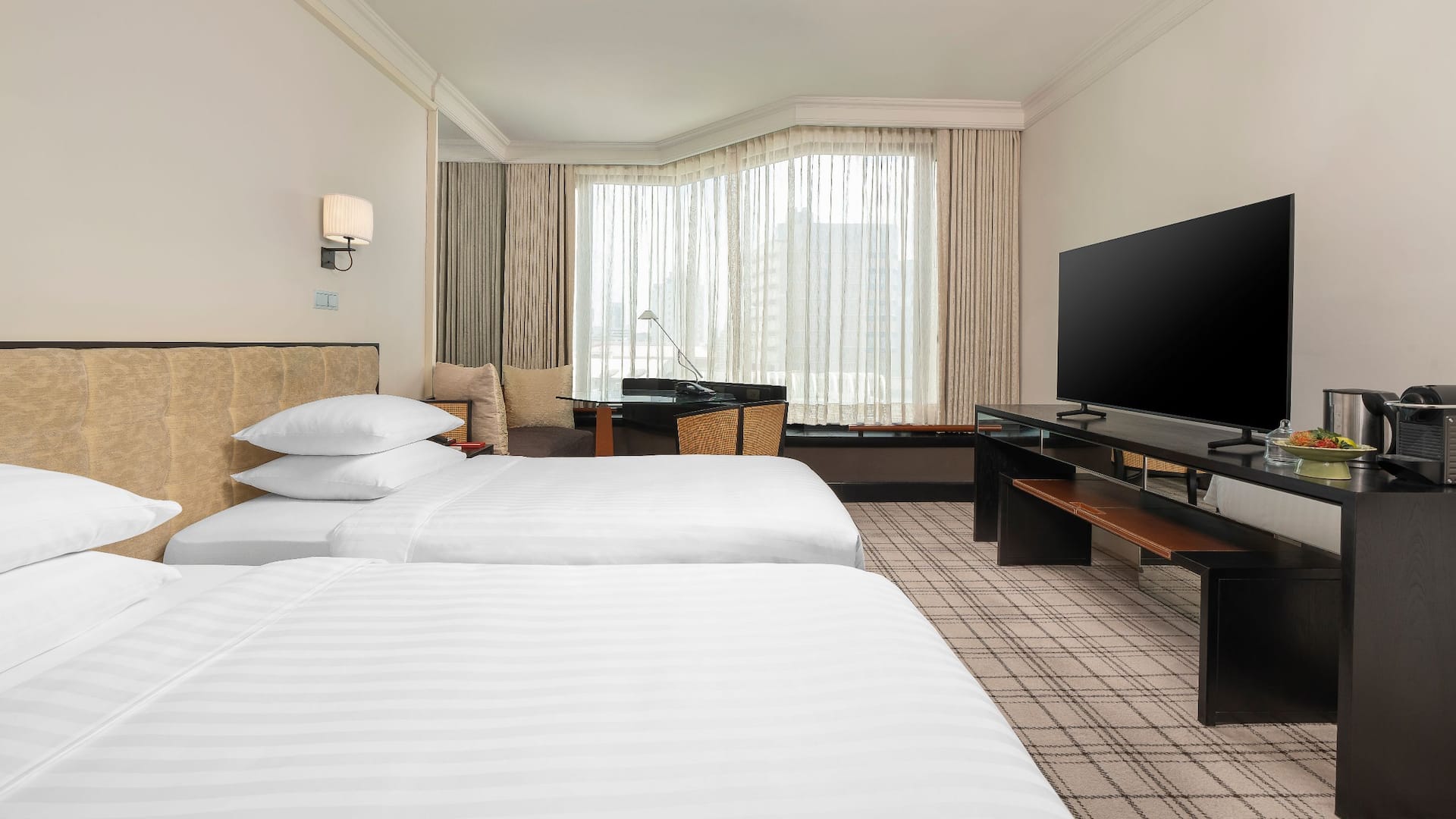 Grand Hyatt Erawan Bangkok Twin Bedroom