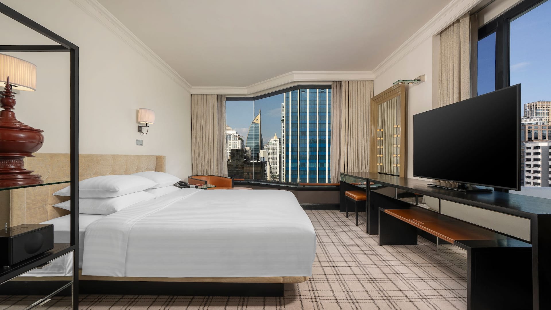 Grand Hyatt Erawan Bangkok Grand Executive Suite King
