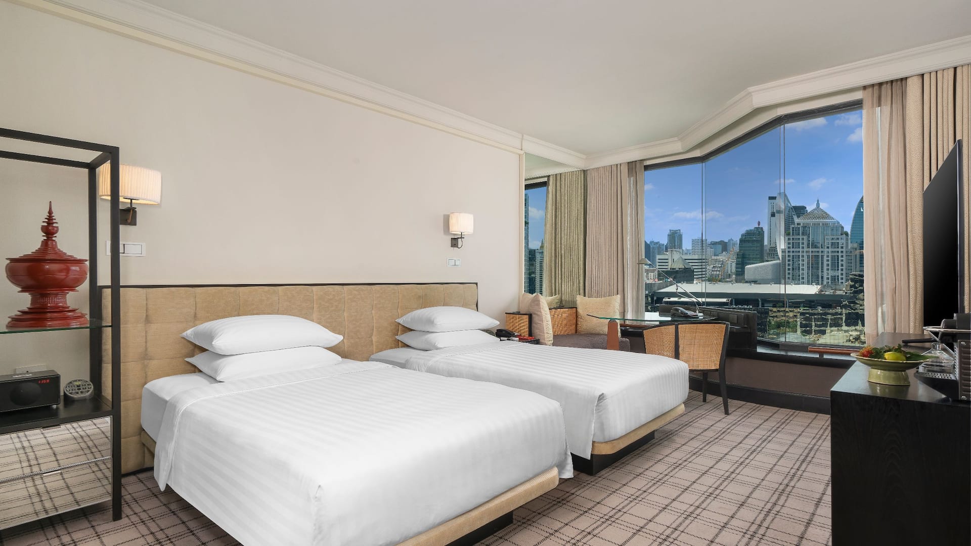 1 of 3 Grand Hyatt Erawan Bangkok Twin Beds Club Access