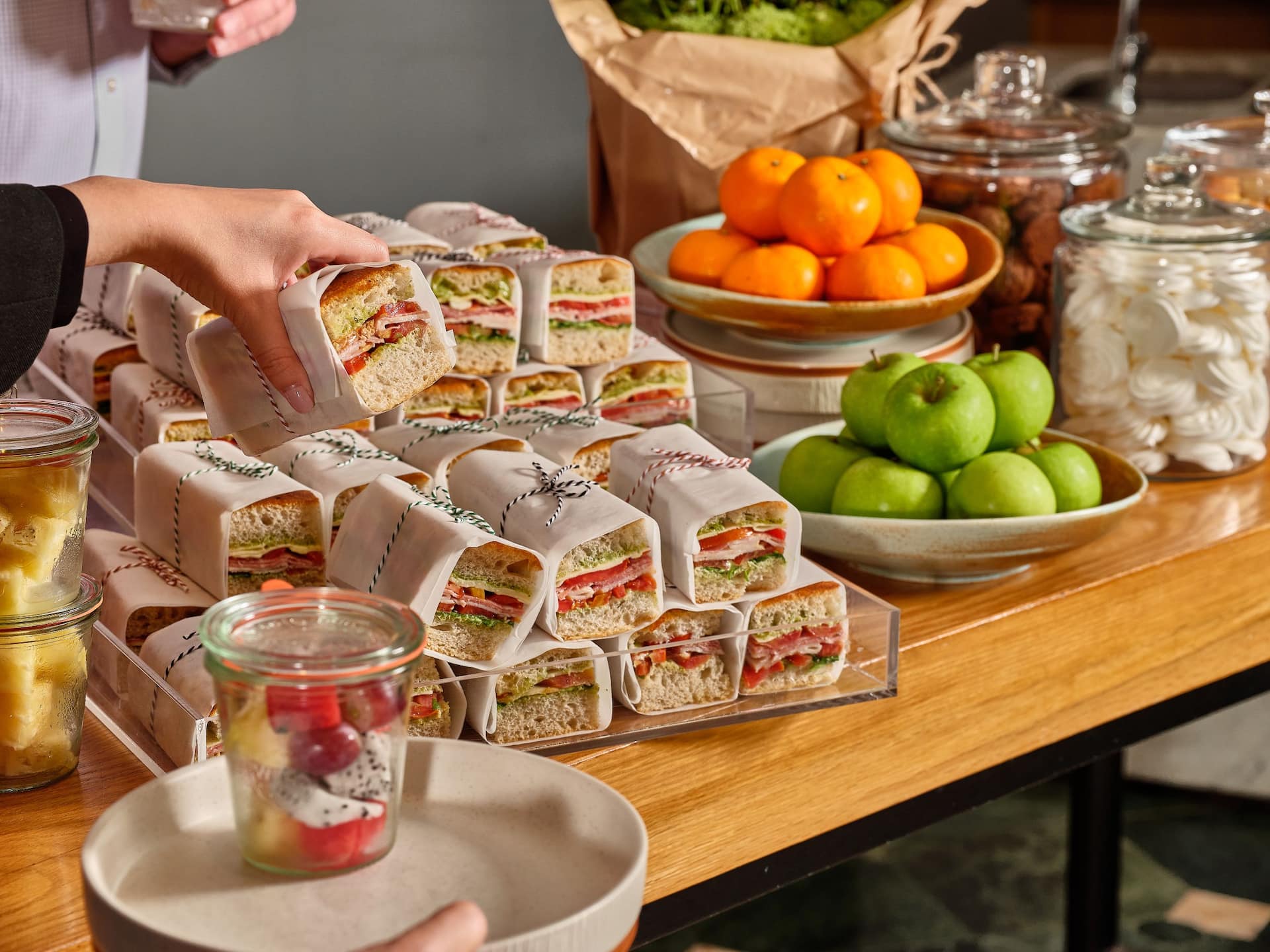 Global Grab and Go Lunch Buffet Layout