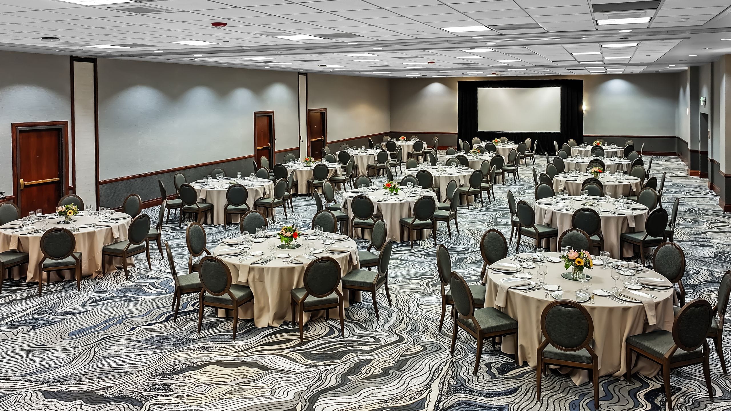 2 of 2 Cheyenne Mountain Resort Ballroom Rounds Banquet Set-Up