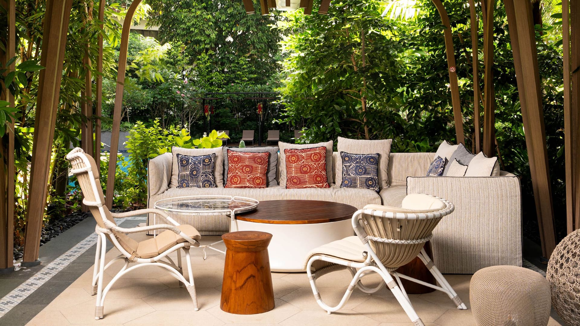 1 of 2 Grand Hyatt Singapore Oasis Outdoor Lounge Seating