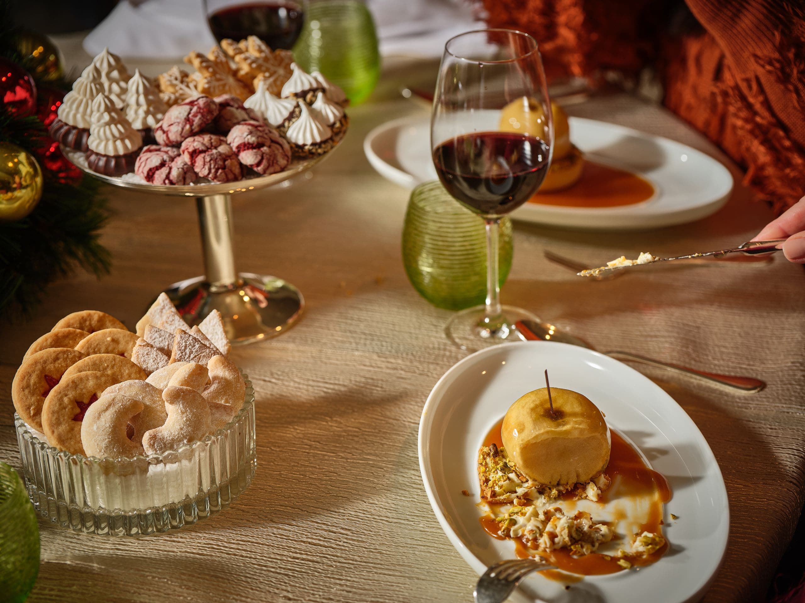 SCHLOSS Roxburghe - Erleben Sie die Magie der Saison im SCHLOSS Roxburghe mit unserem festlichen Nachmittagstee.