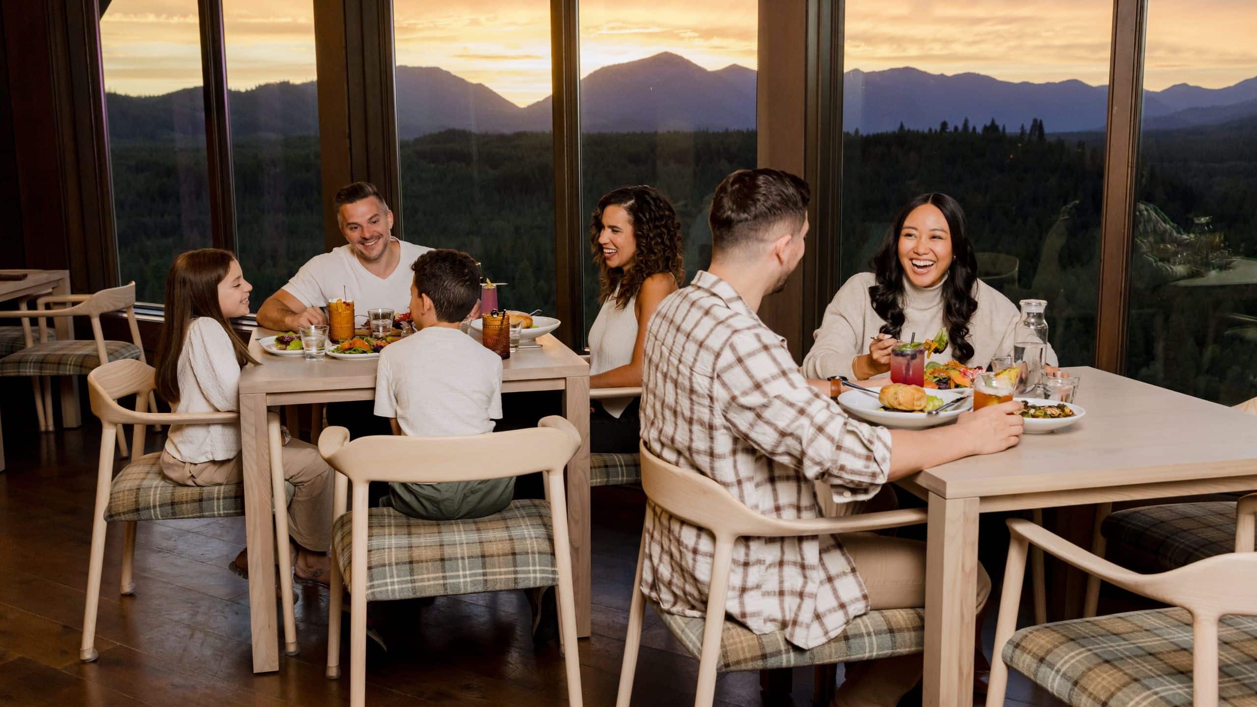 Suncadia Resort The Source Dinner View