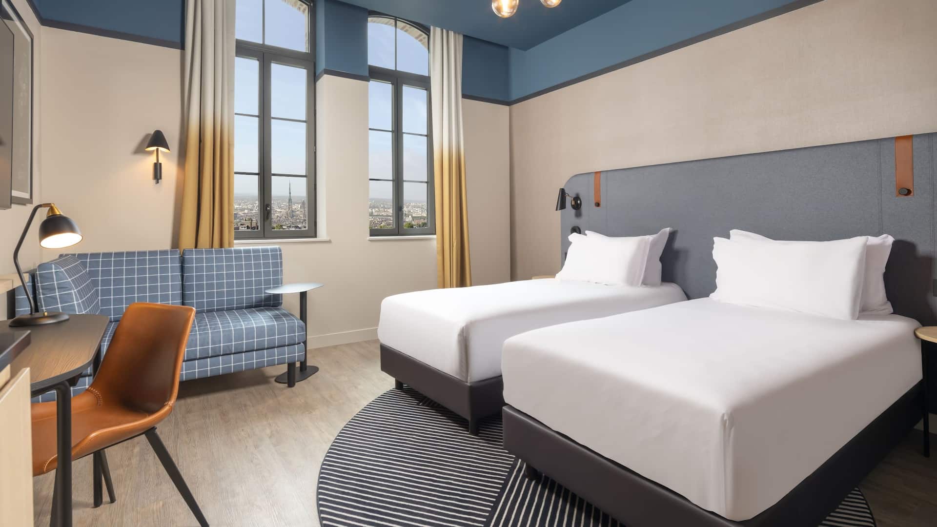 第 6，共 7 Hyatt Place Rouen Standard Twin Cathedral View Room