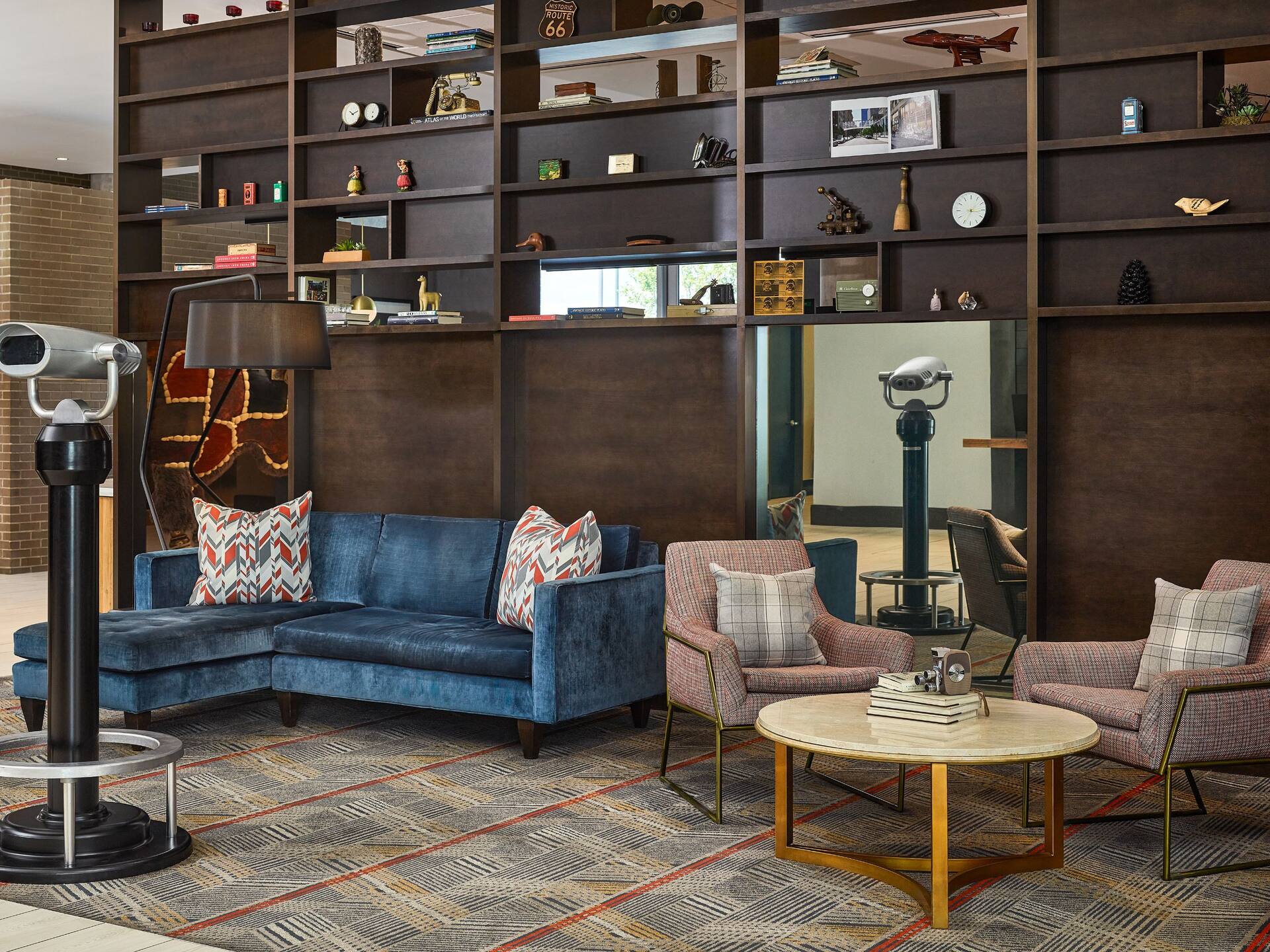 Hyatt Place Peña Station / Denver Airport Lobby