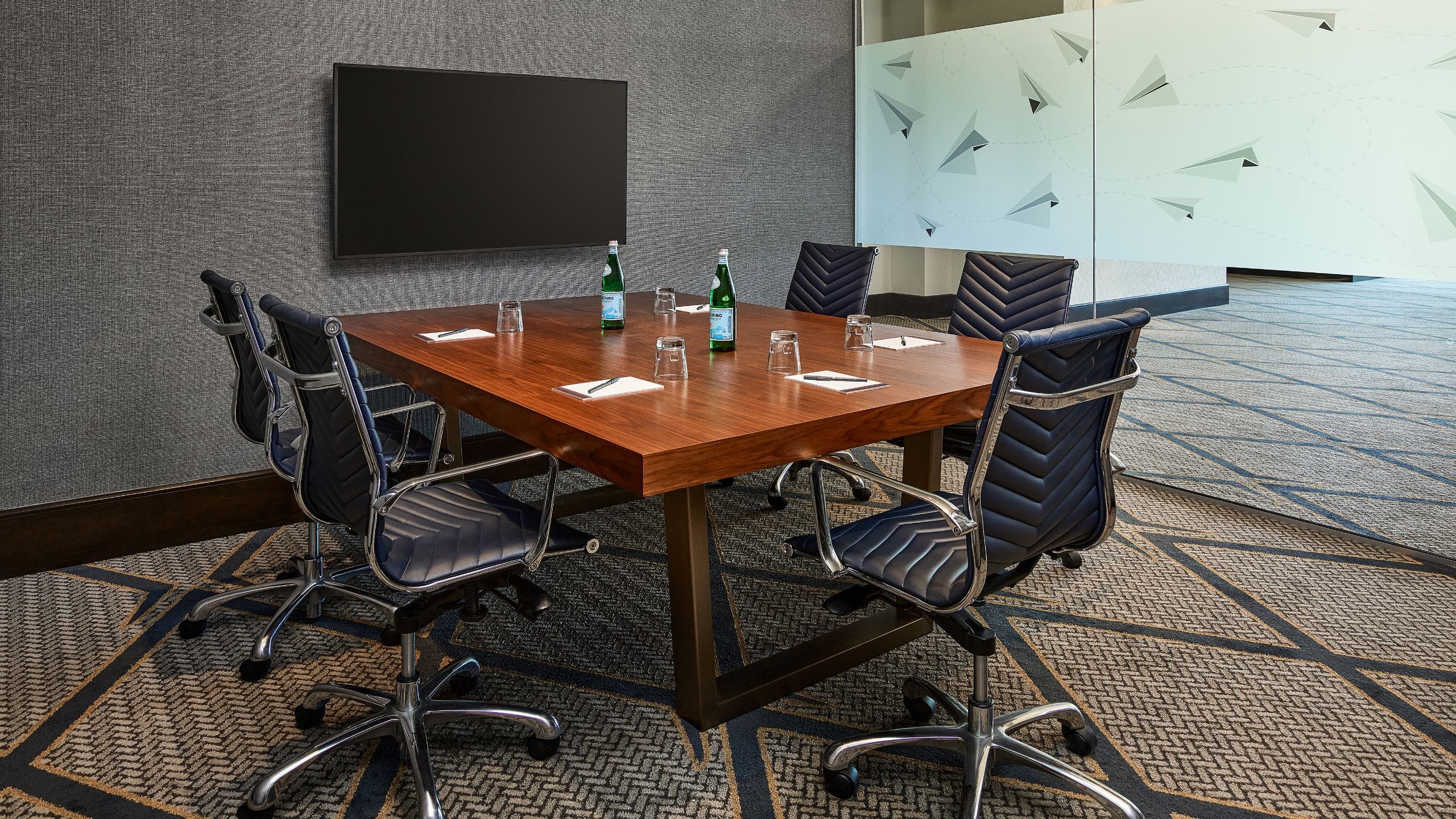 Hyatt Place Peña Station / Denver Airport Meetings Media Room