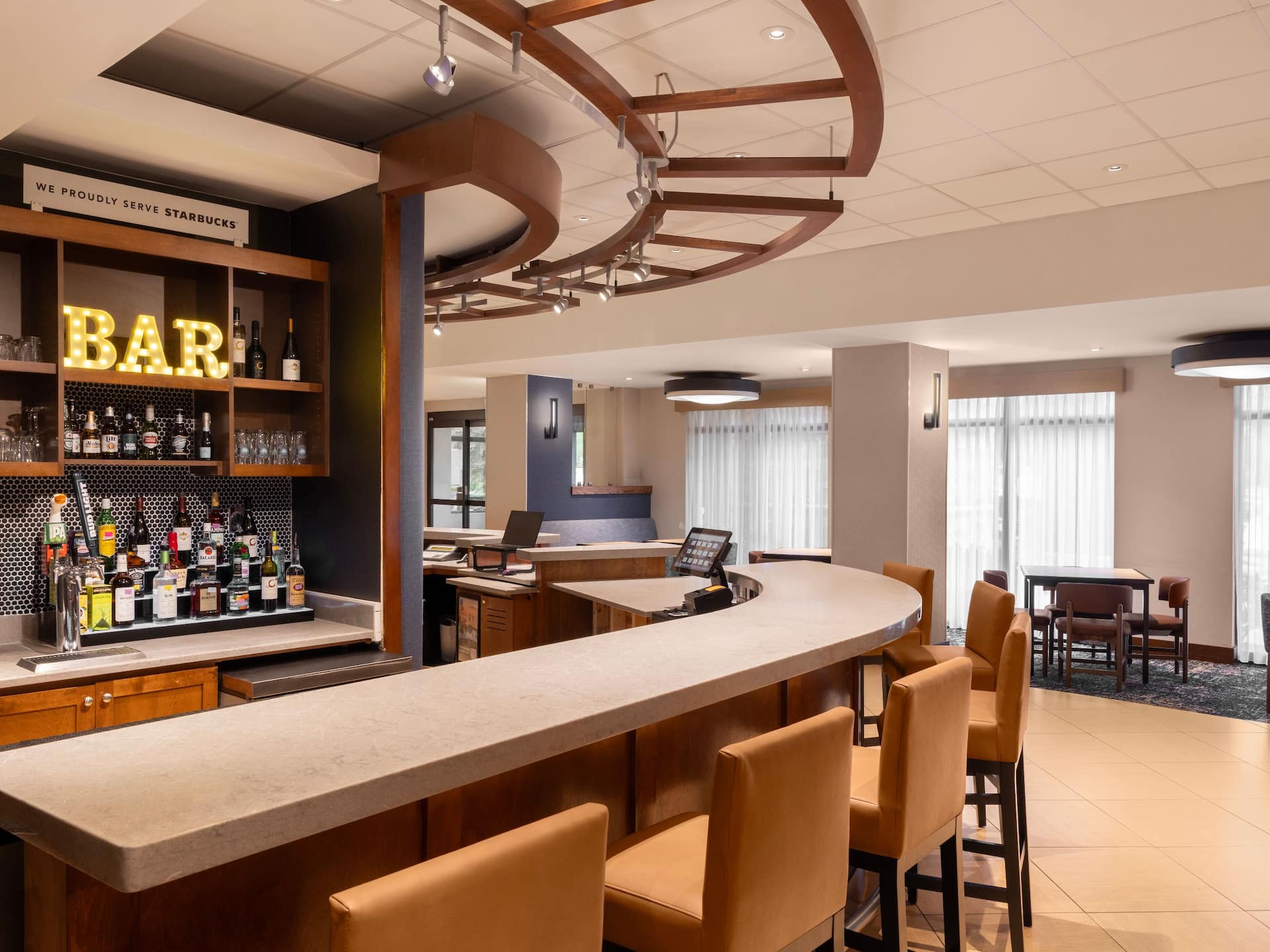 Hyatt Place Charlotte Airport/Lake Pointe The Placery Bar
