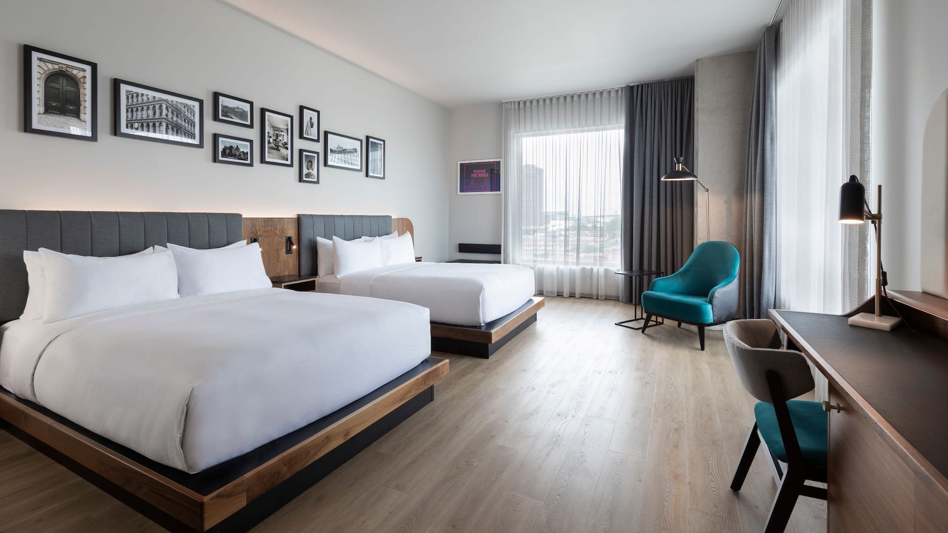 1 von 5 Hyatt Centric Montreal Accessible Two Queens