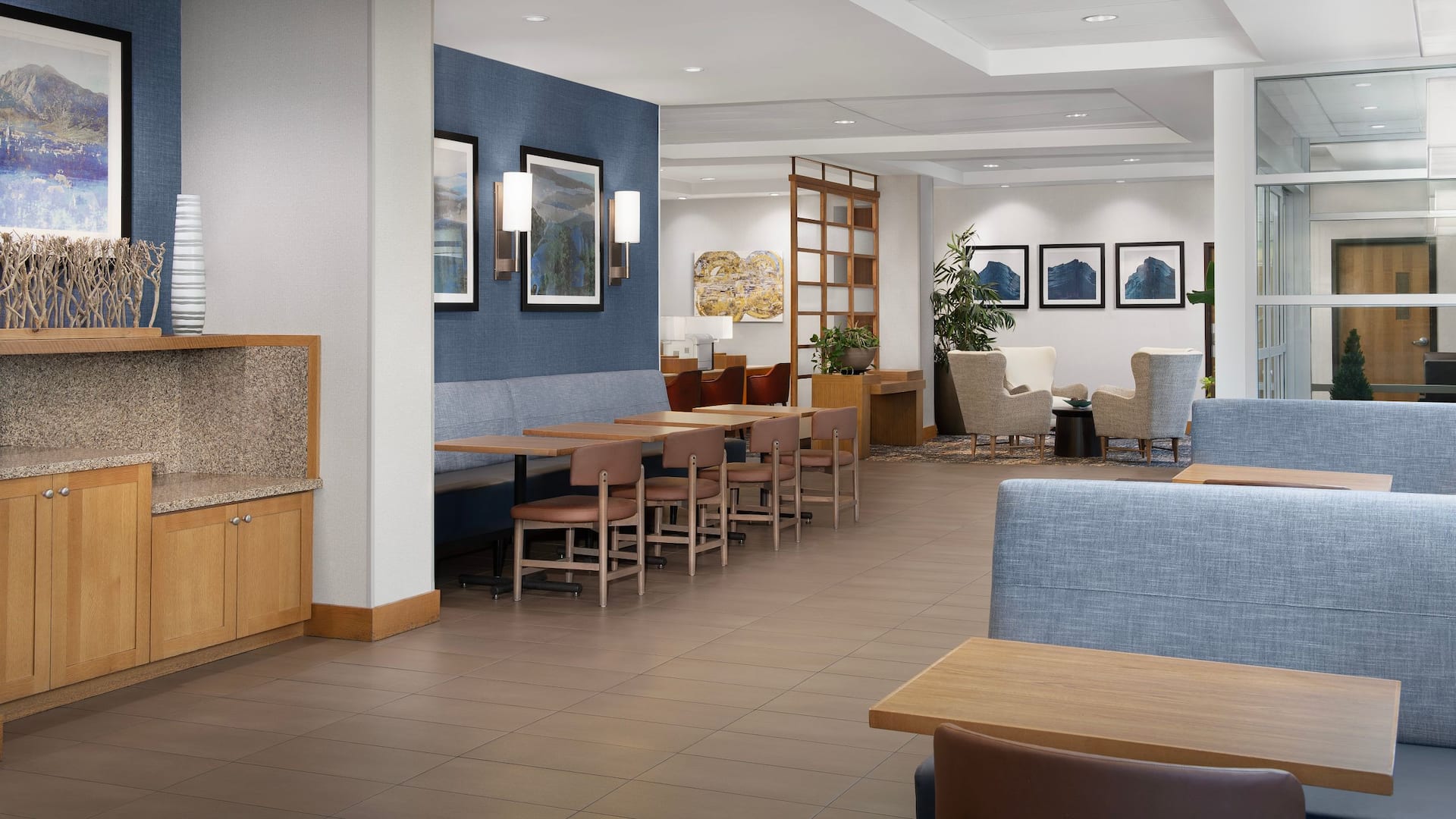 Hyatt Place Boulder/Pearl Street Lobby Seating Layout