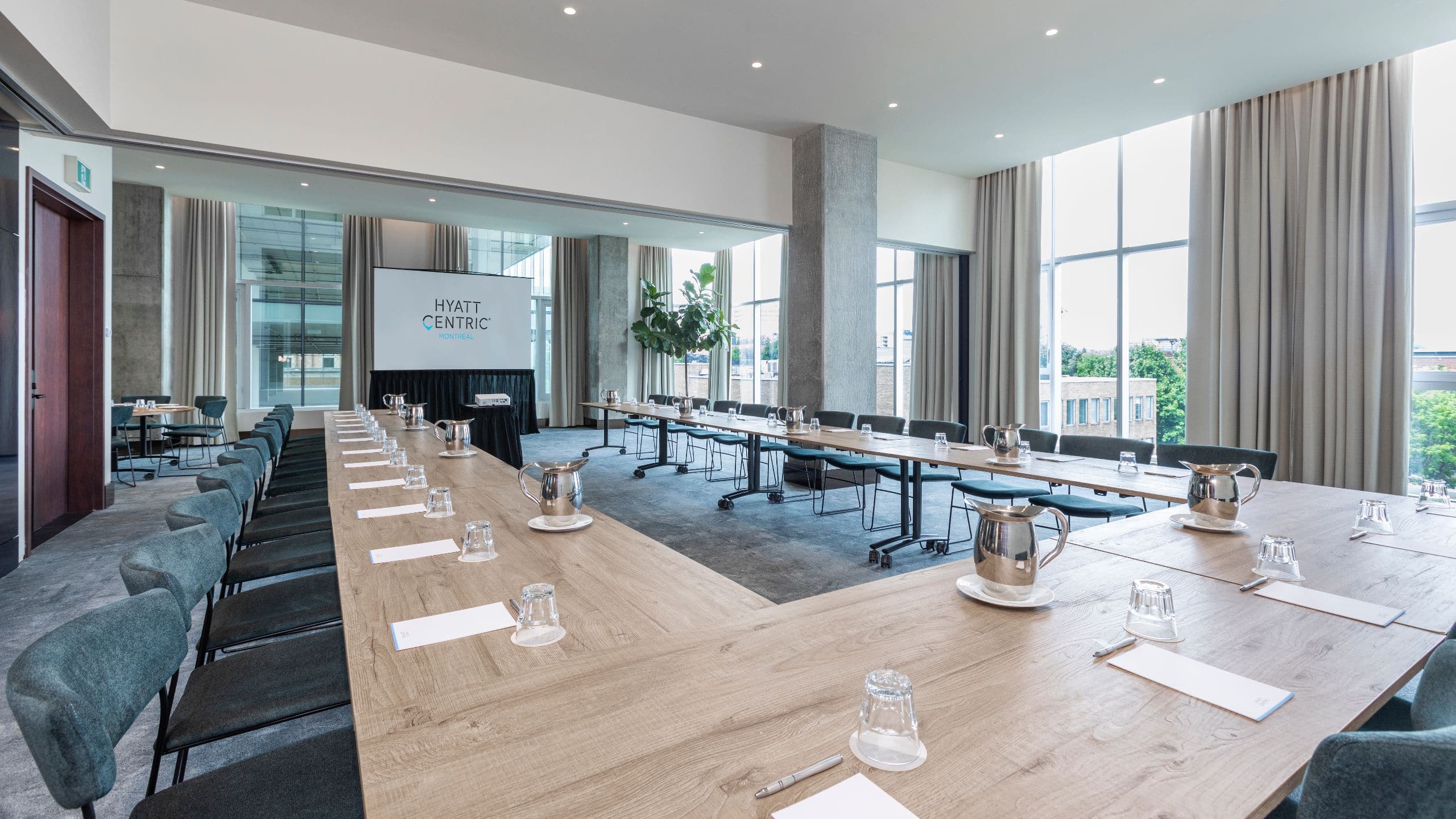 Hyatt Centric Montreal Dalhousie A Ushape