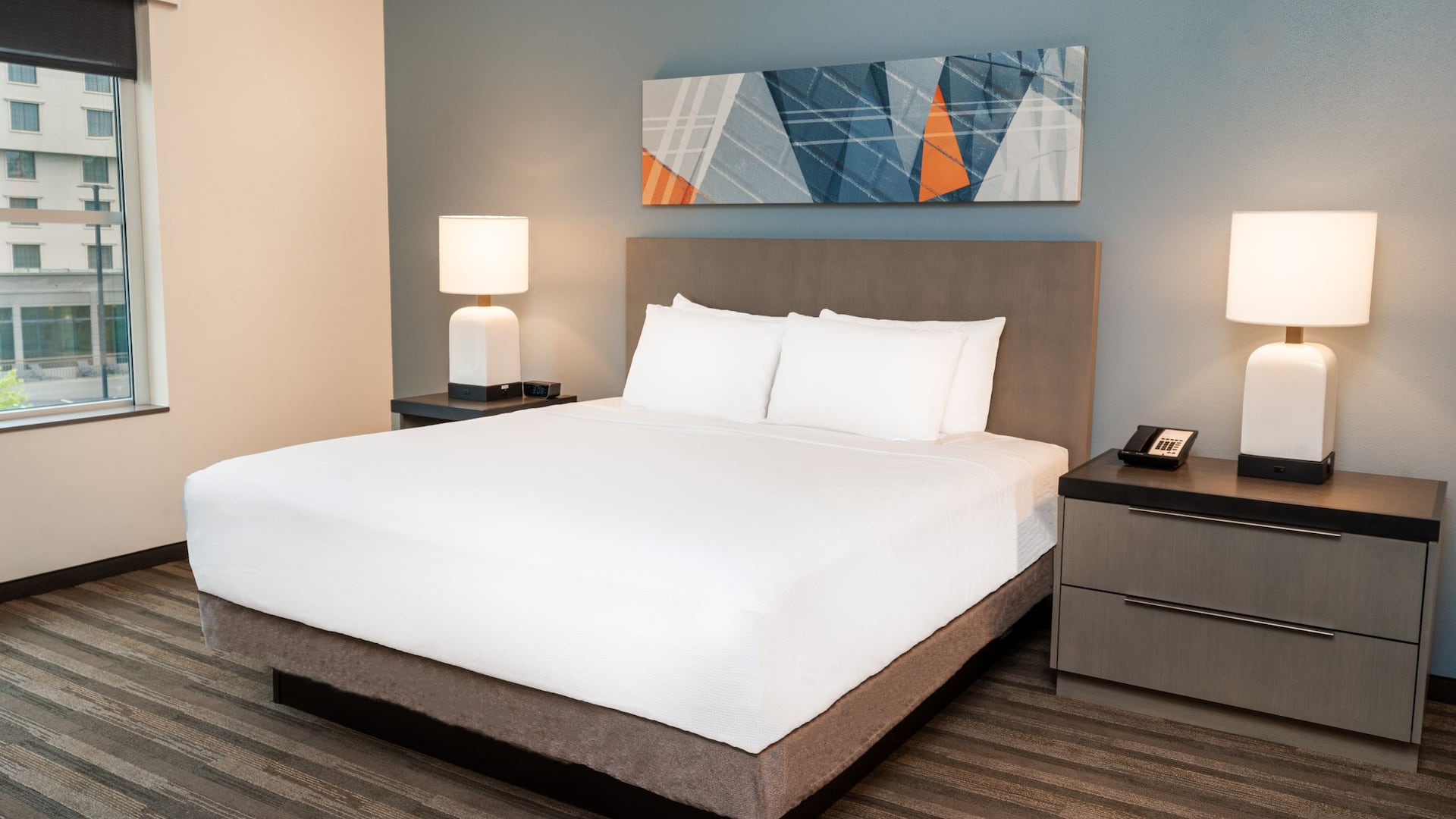 Hyatt House Nashville Airport One Bedroom One King