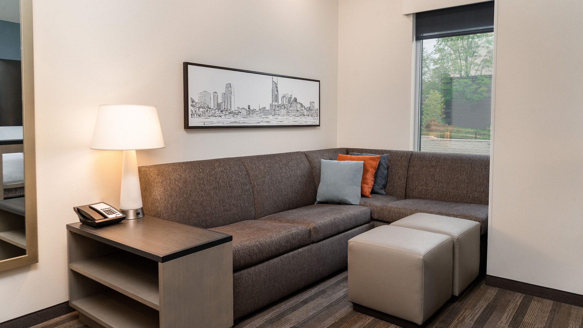 第 4，共 5 Hyatt House Nashville Airport One King Studio Living