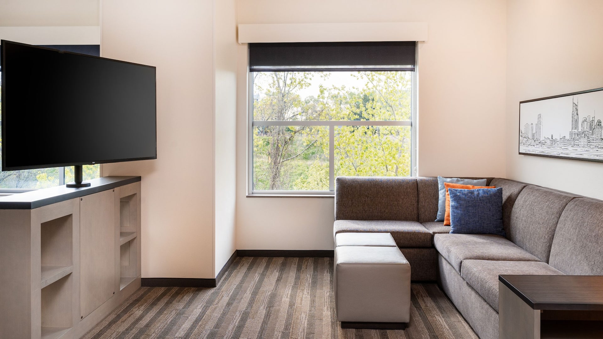 Hyatt House Nashville Airport Two Queen Studio Living