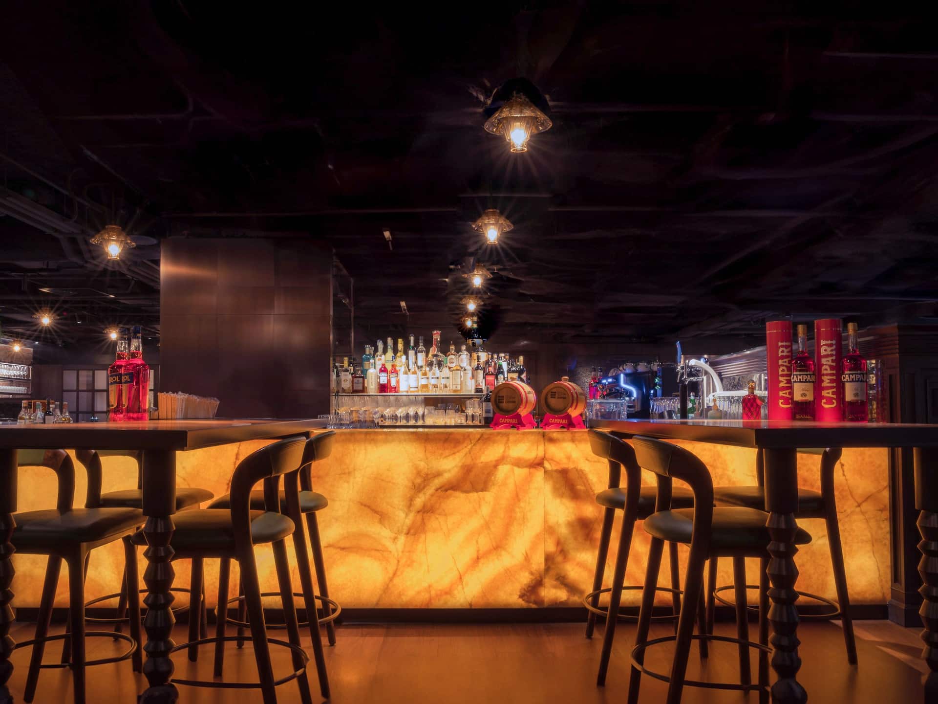 Grand Hyatt Singapore Petes Place Bar