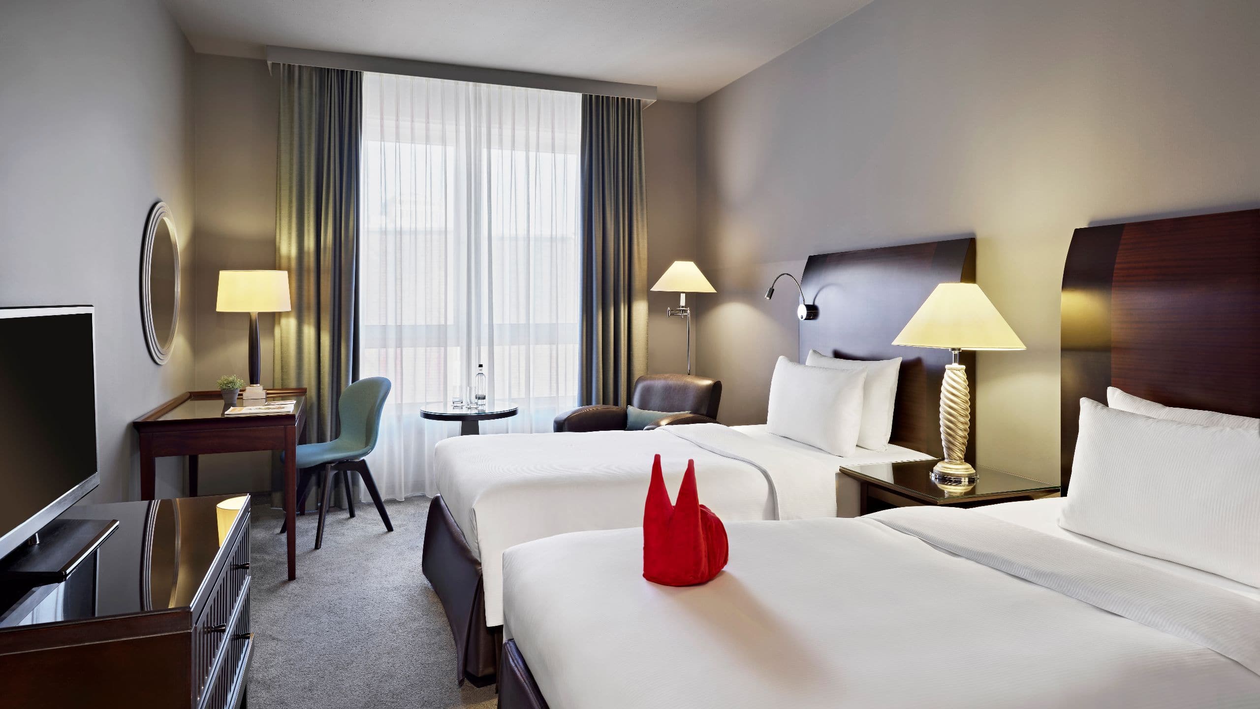 Lindner Hotel Cologne City Plaza 2 Twin Beds Overview Pillow