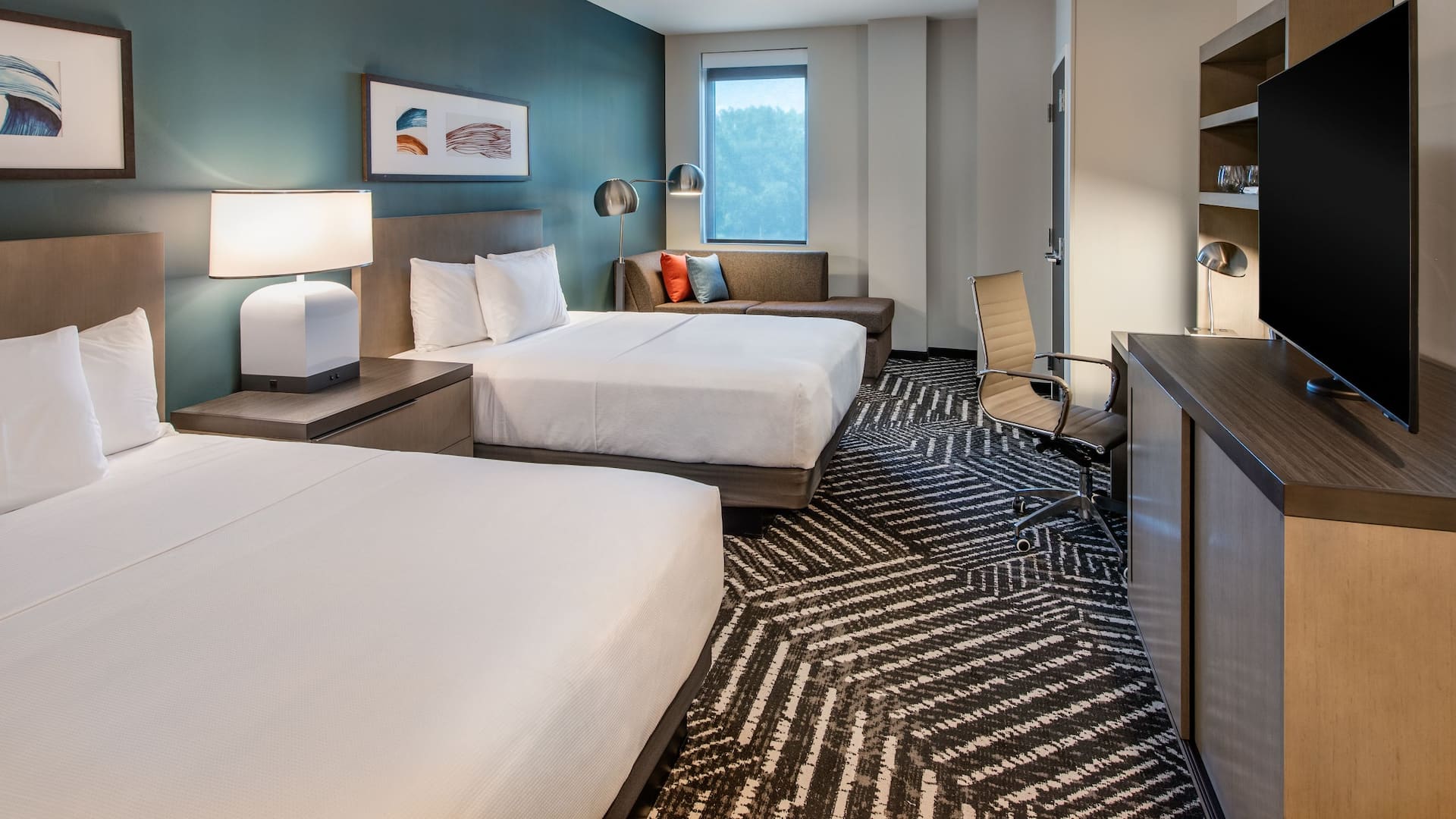 Hyatt House BWI Airport / Baltimore Two Queen Beds Den Guestroom