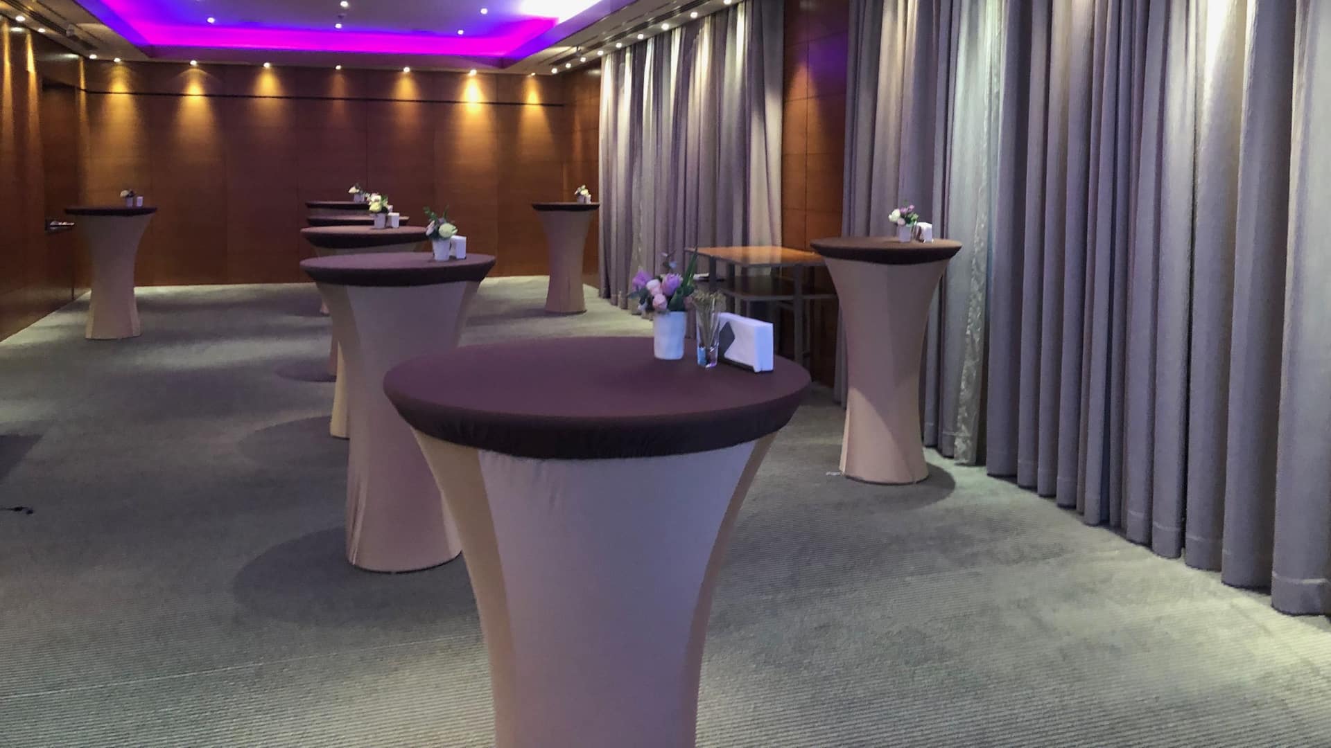 1 з 2 Hyatt Regency Kyiv London Cocktail
