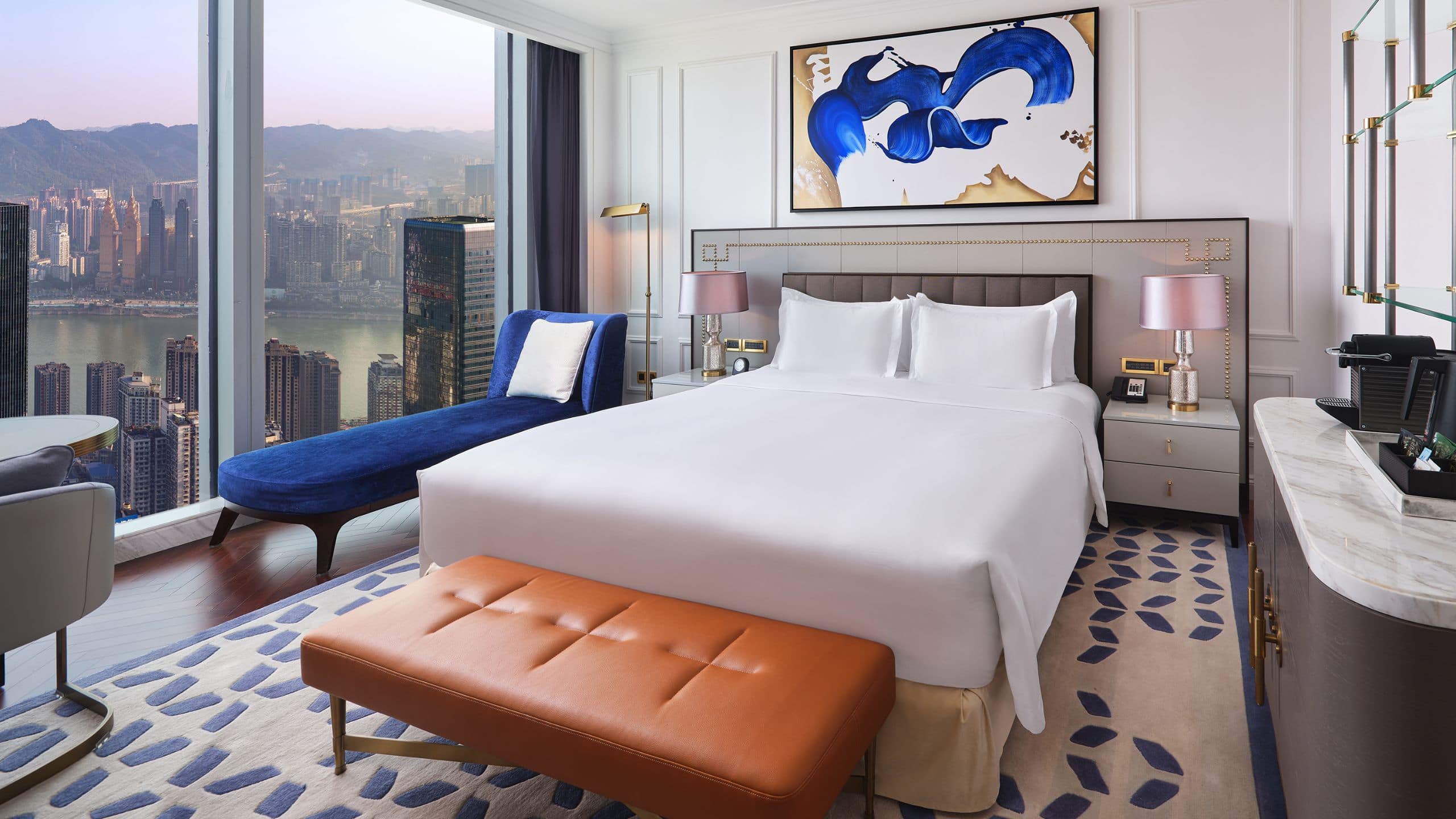 The Lixury Hotel One King Bed River View