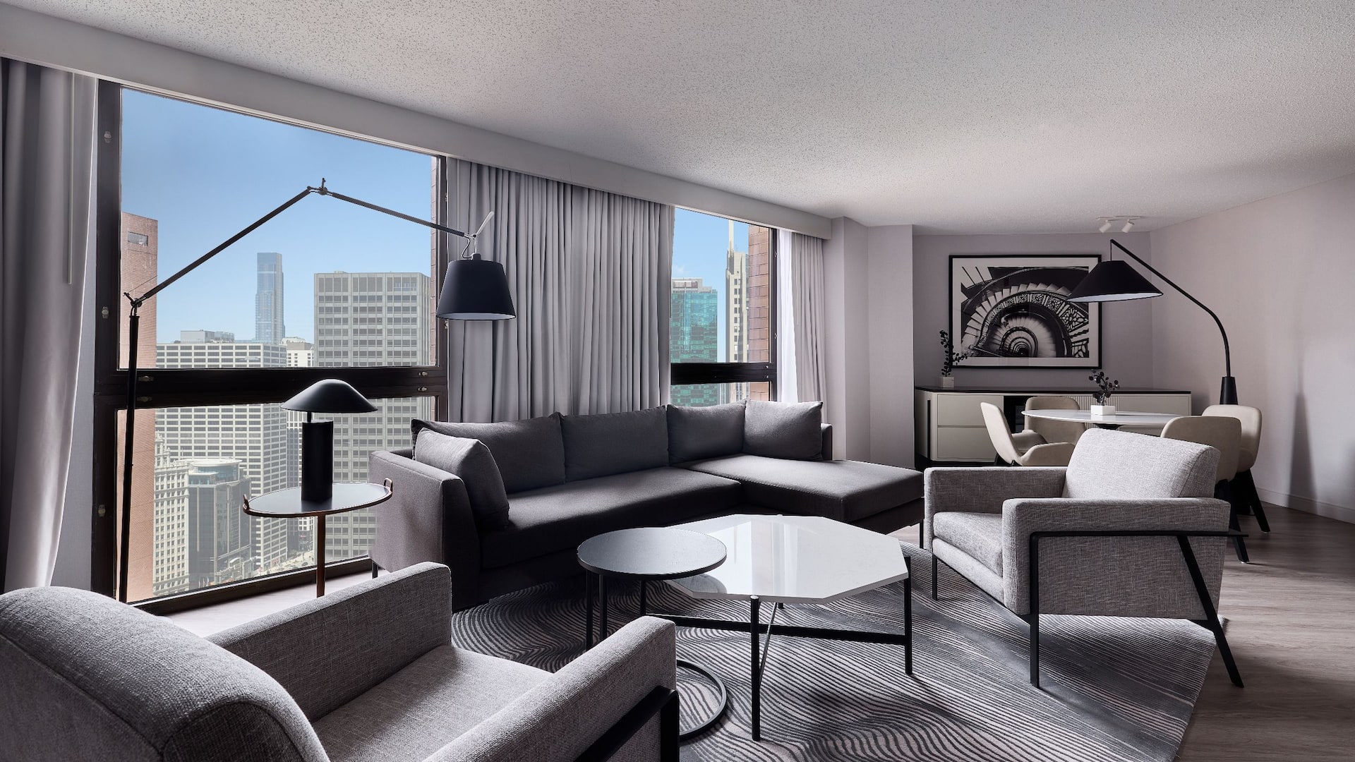 Hyatt Regency Chicago Skyline Suite Seating