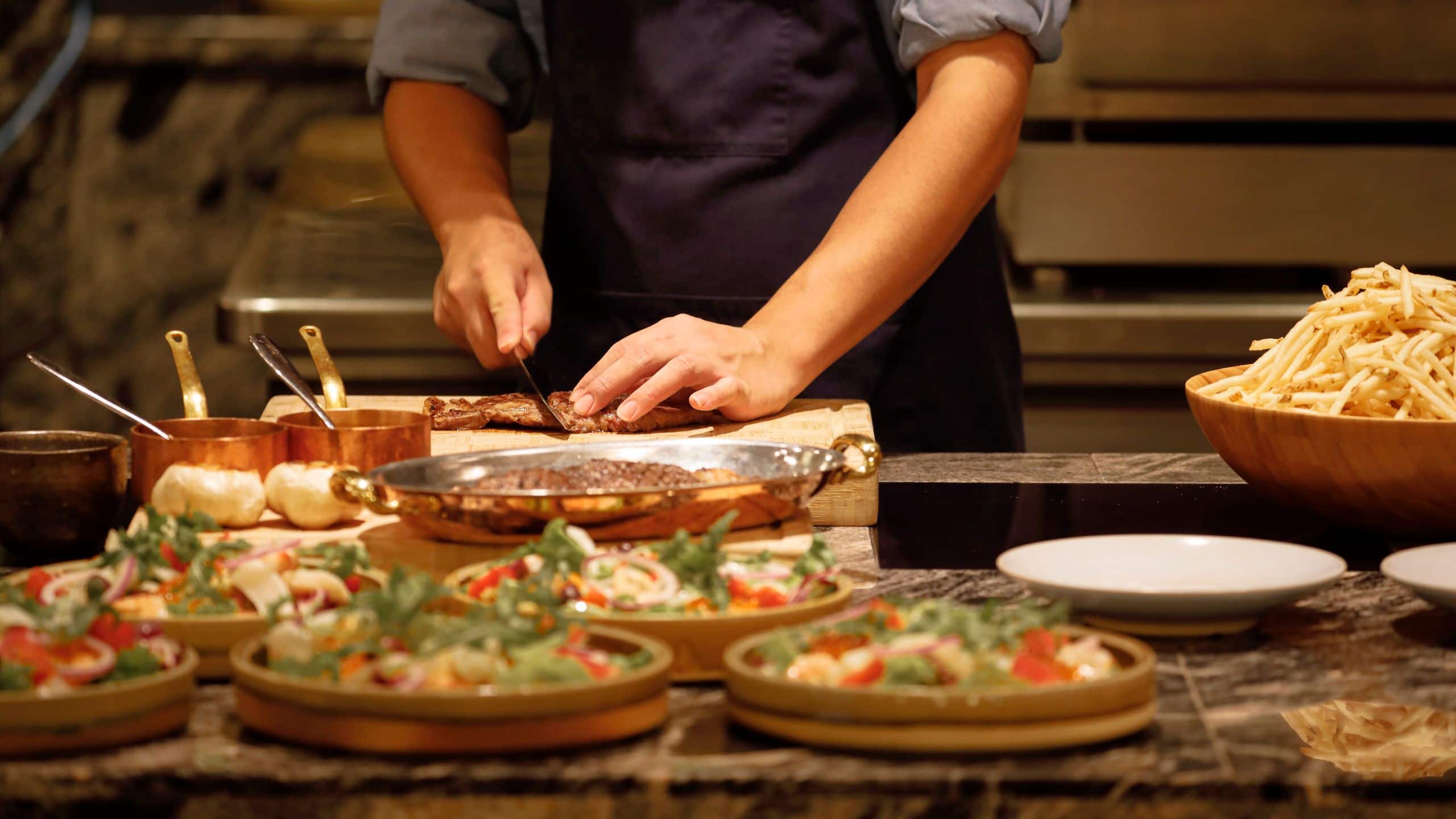 Park Hyatt Kyoto Kyoto Bistro Winter Steak Cutting