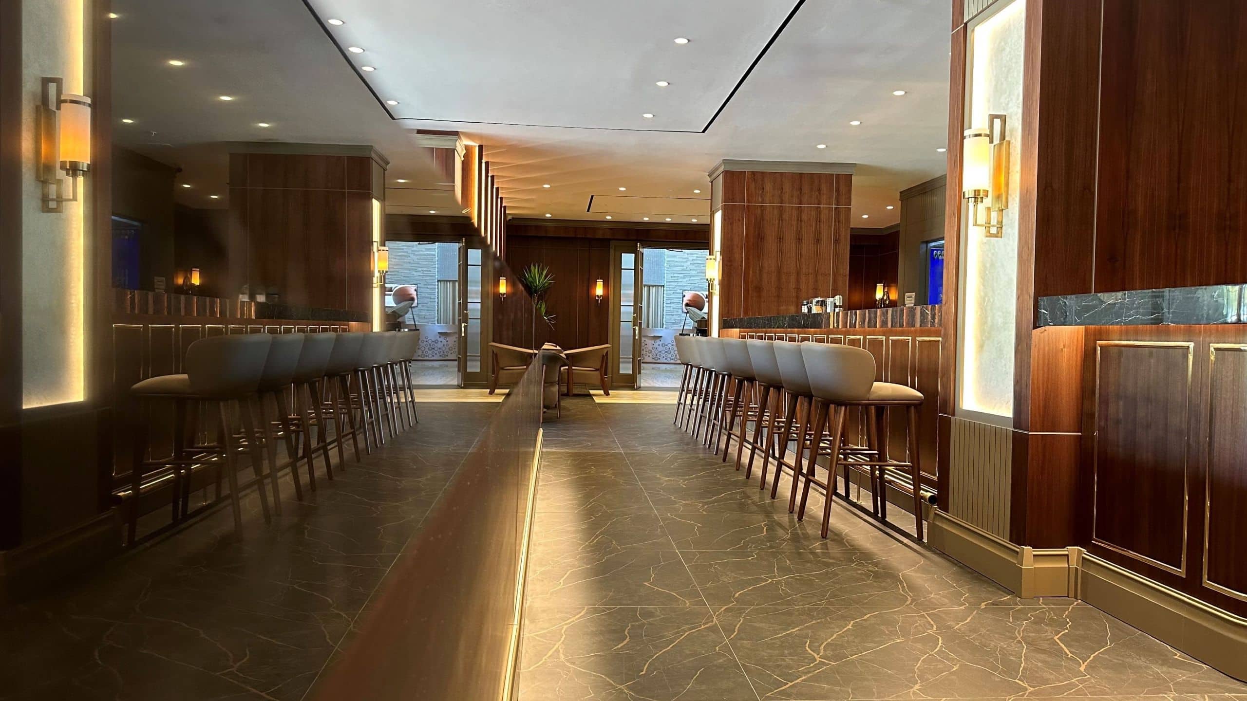 9 / 10 Hyatt Centric Levent Istanbul Gold Bar High Chairs Bar