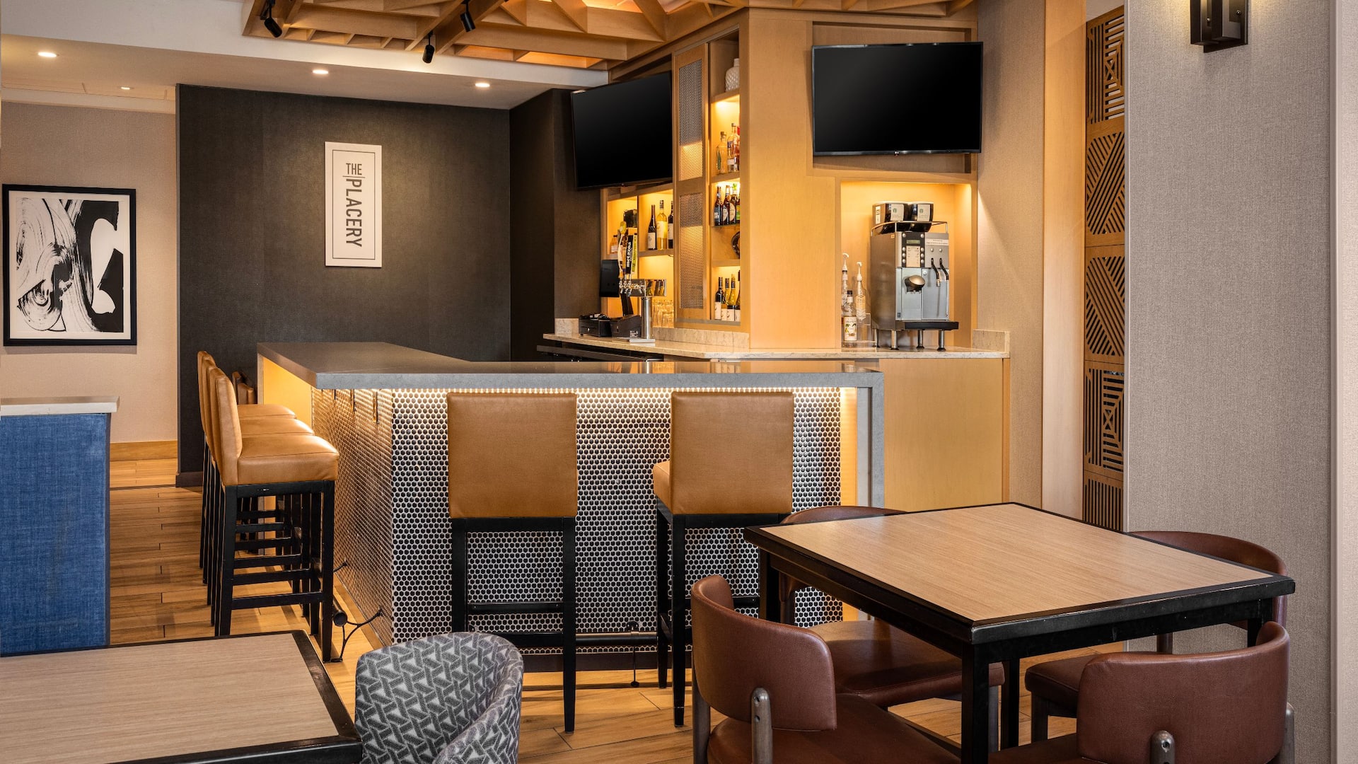 Hyatt Place Indianapolis Airport Placery Bar