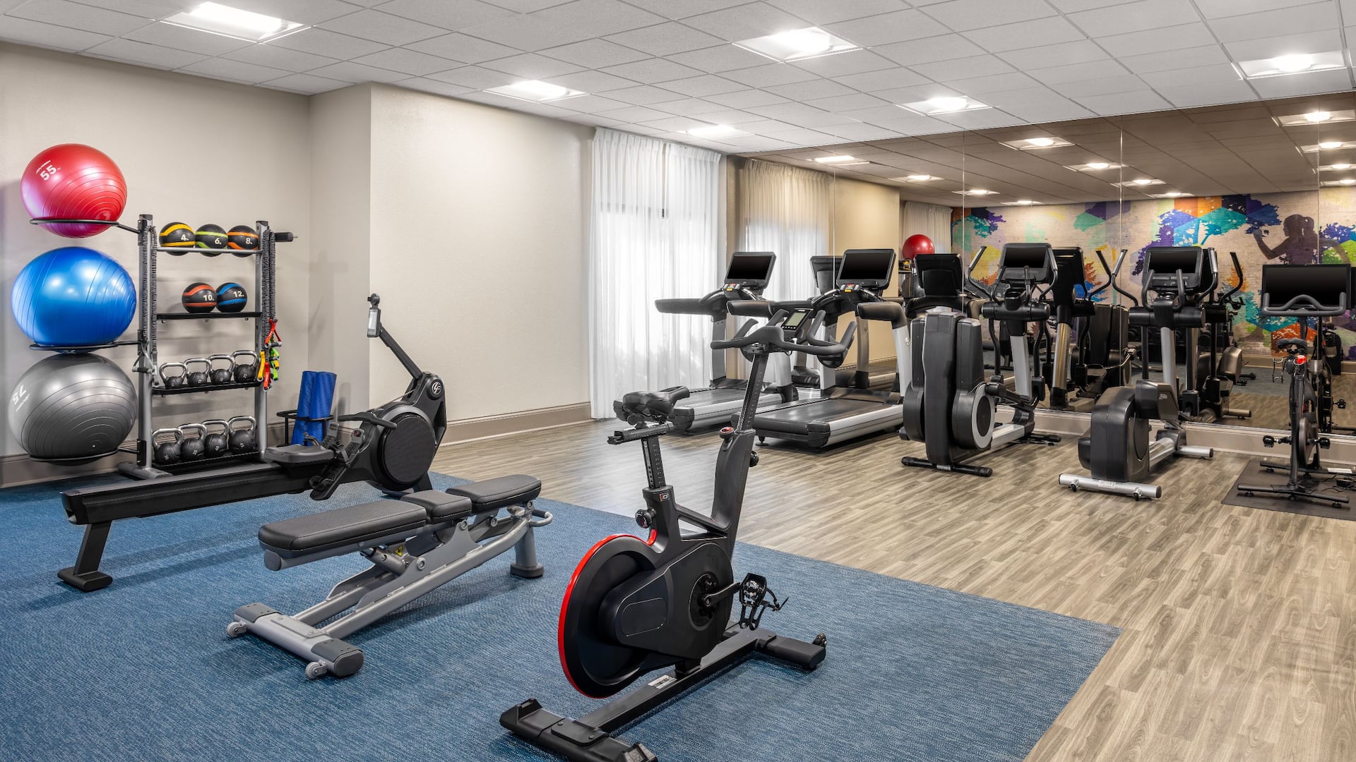 Hyatt Place Indianapolis Airport Fitness Center