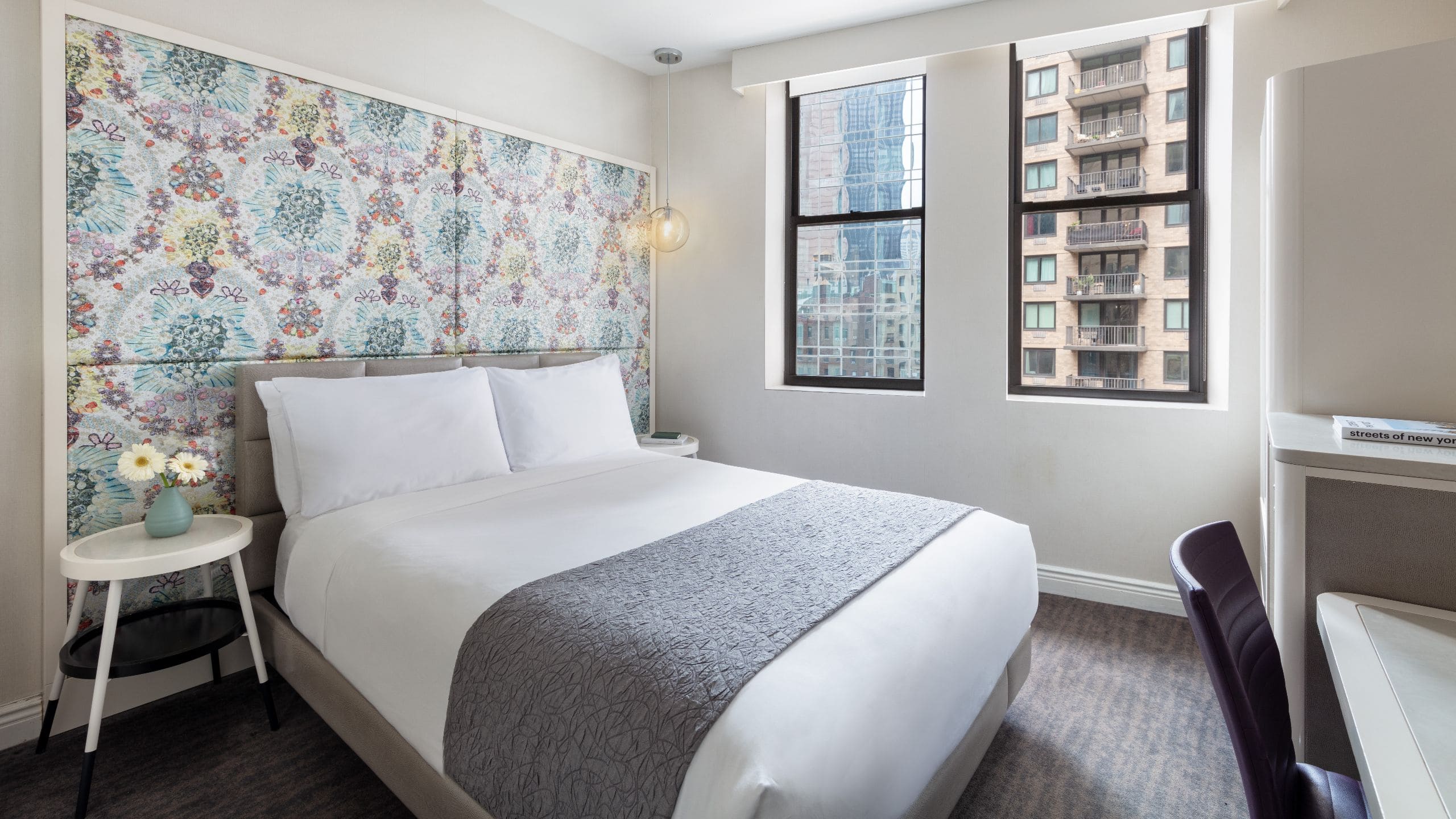 2/5 Dream Midtown Bronze Queen Guest Room