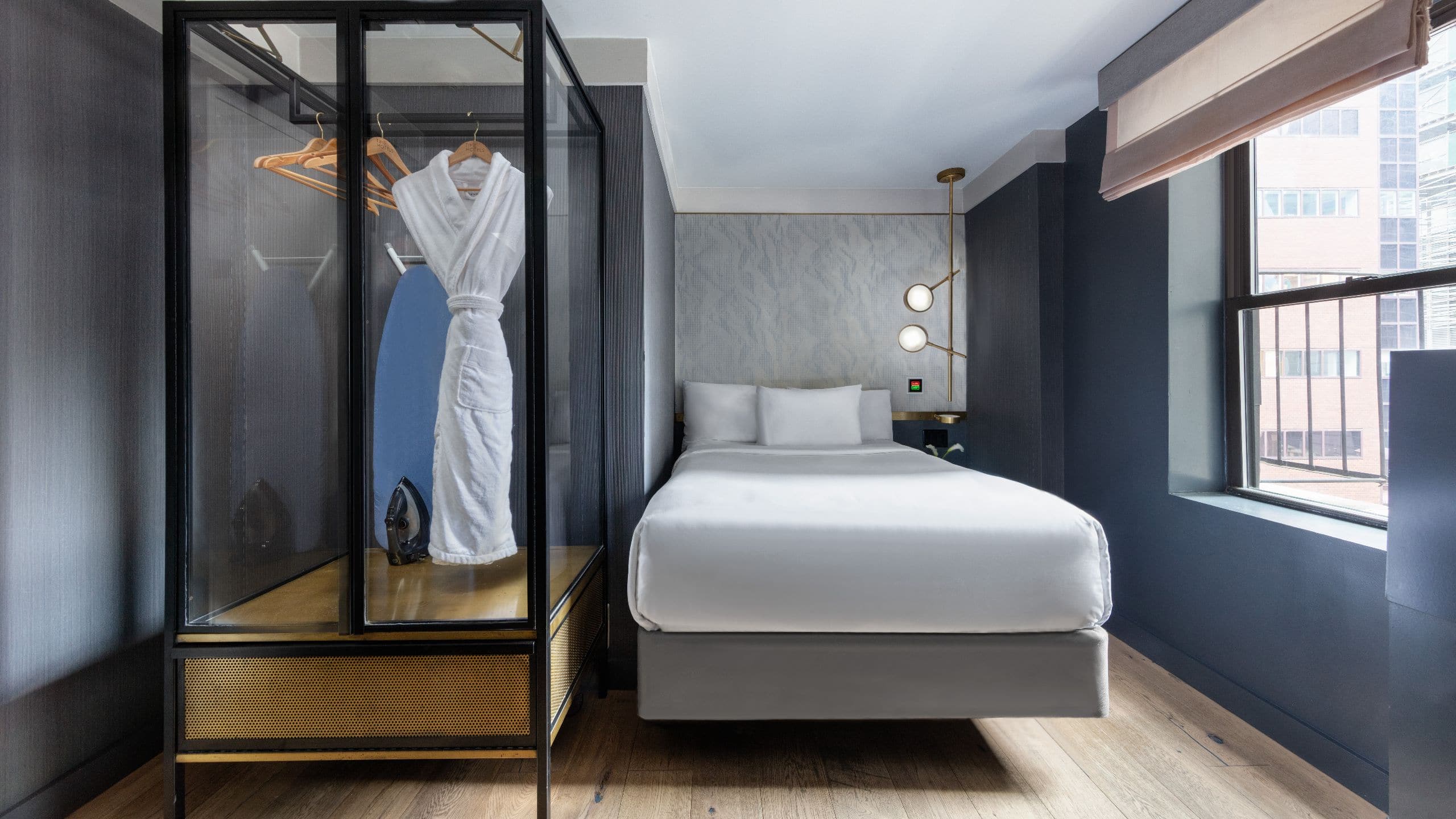 The Time New York One Double Petite Guestroom