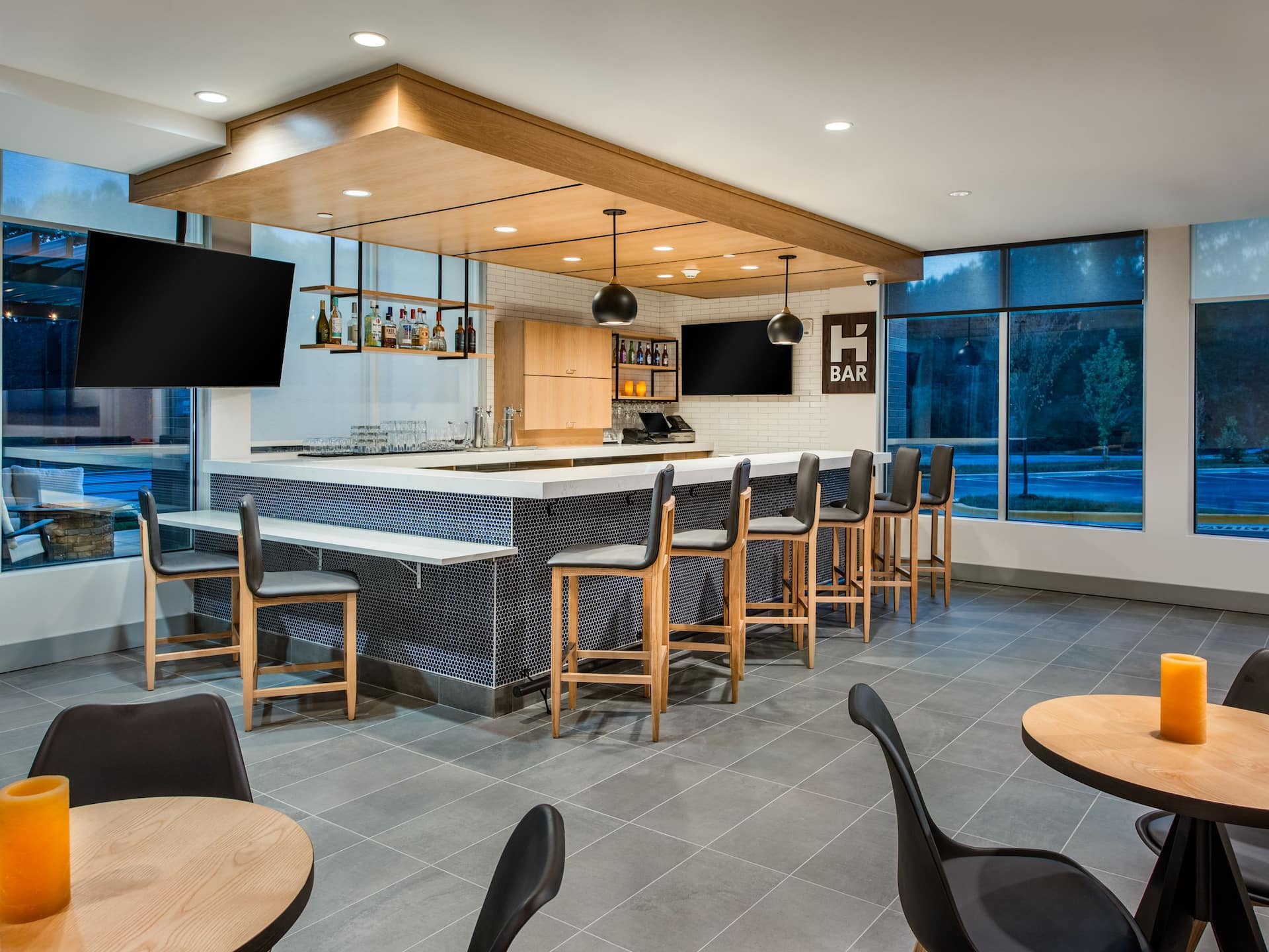 Hyatt House BWI Airport / Baltimore H Bar