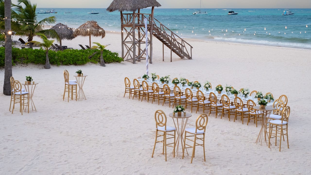 Group Beach Setup